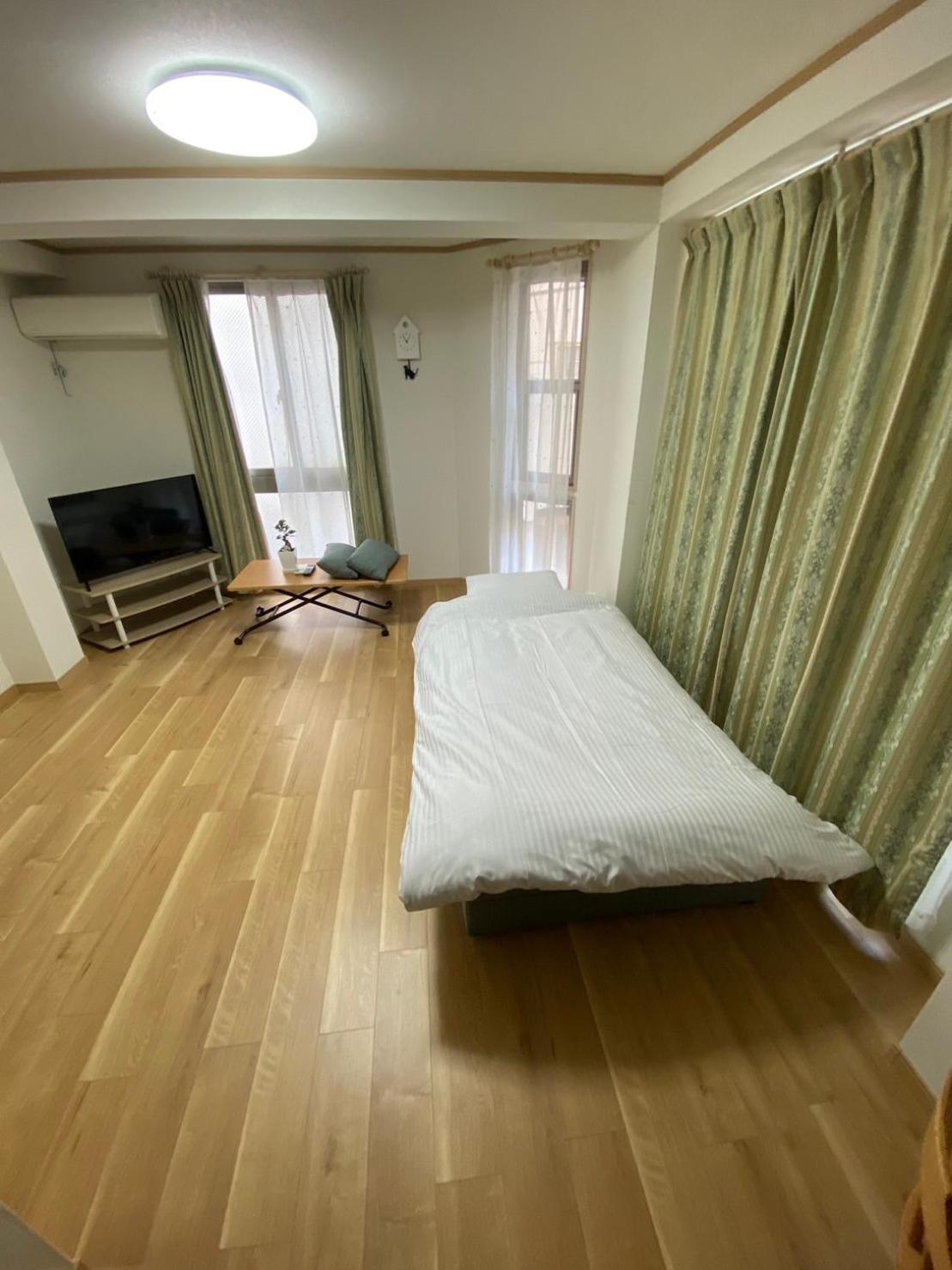 Hotaku House Akihabara #HO1