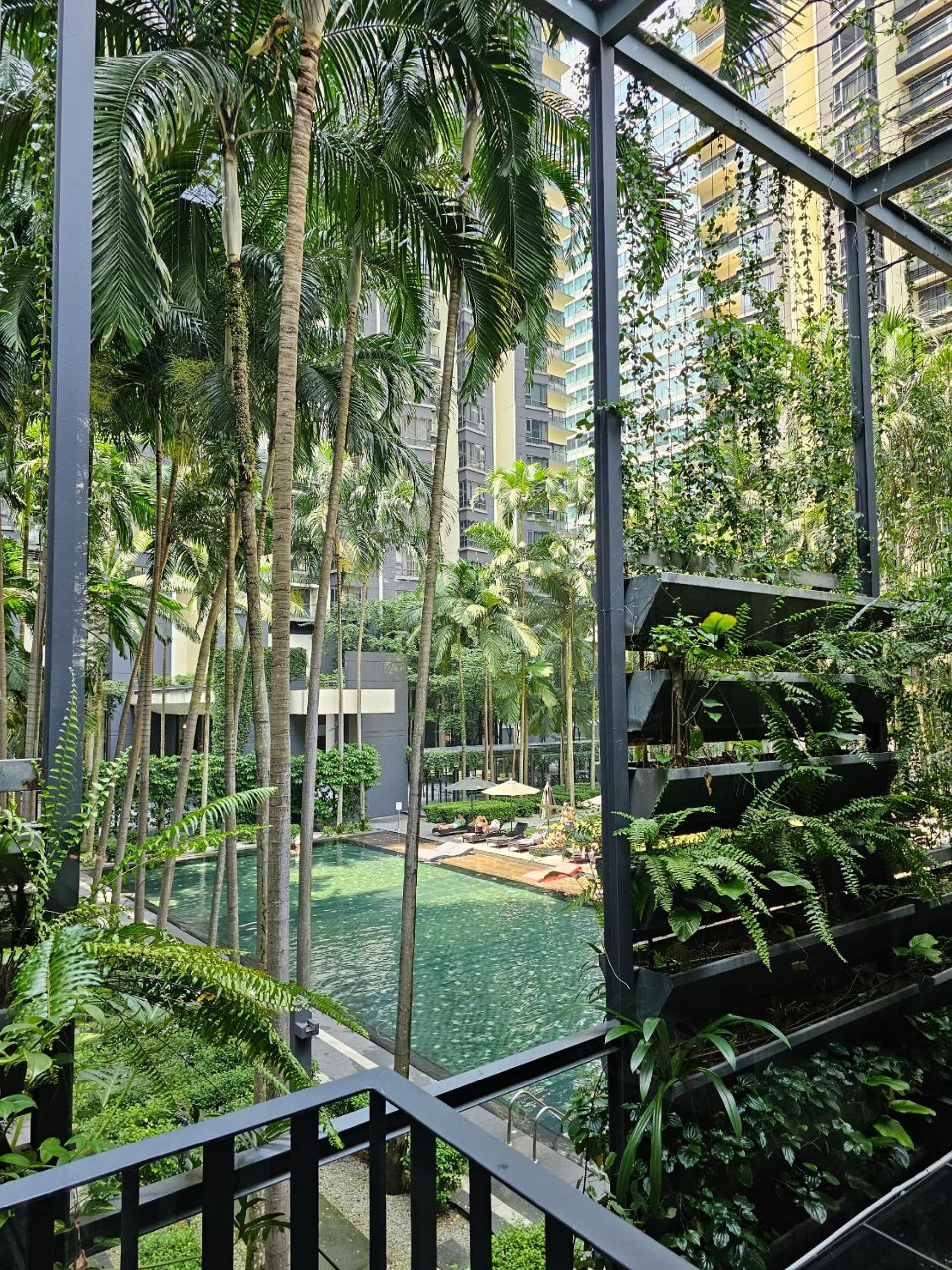 Stylish Large 3guests 1br St Mary Residences