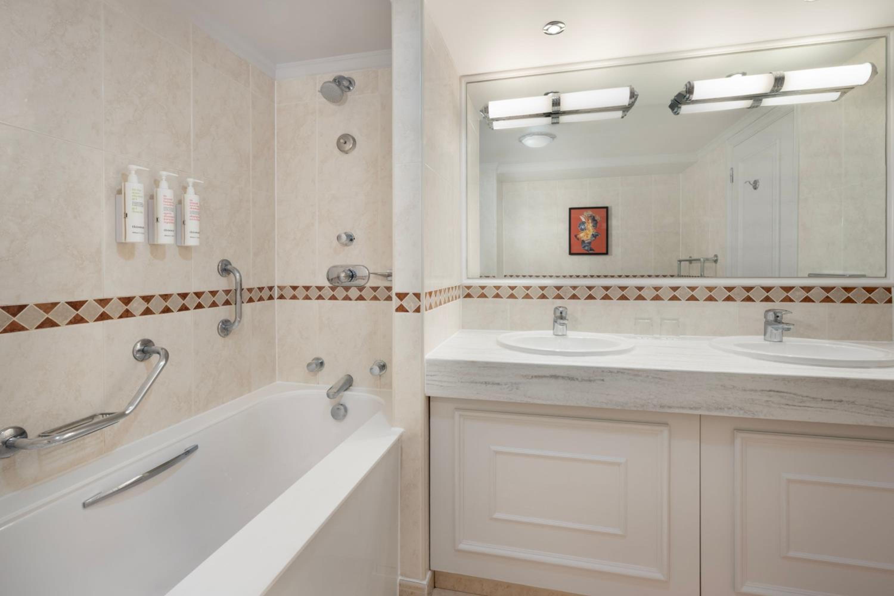 Huntingdon Vacations - Delta Hotels by Marriott Huntingdon - Property Image 4