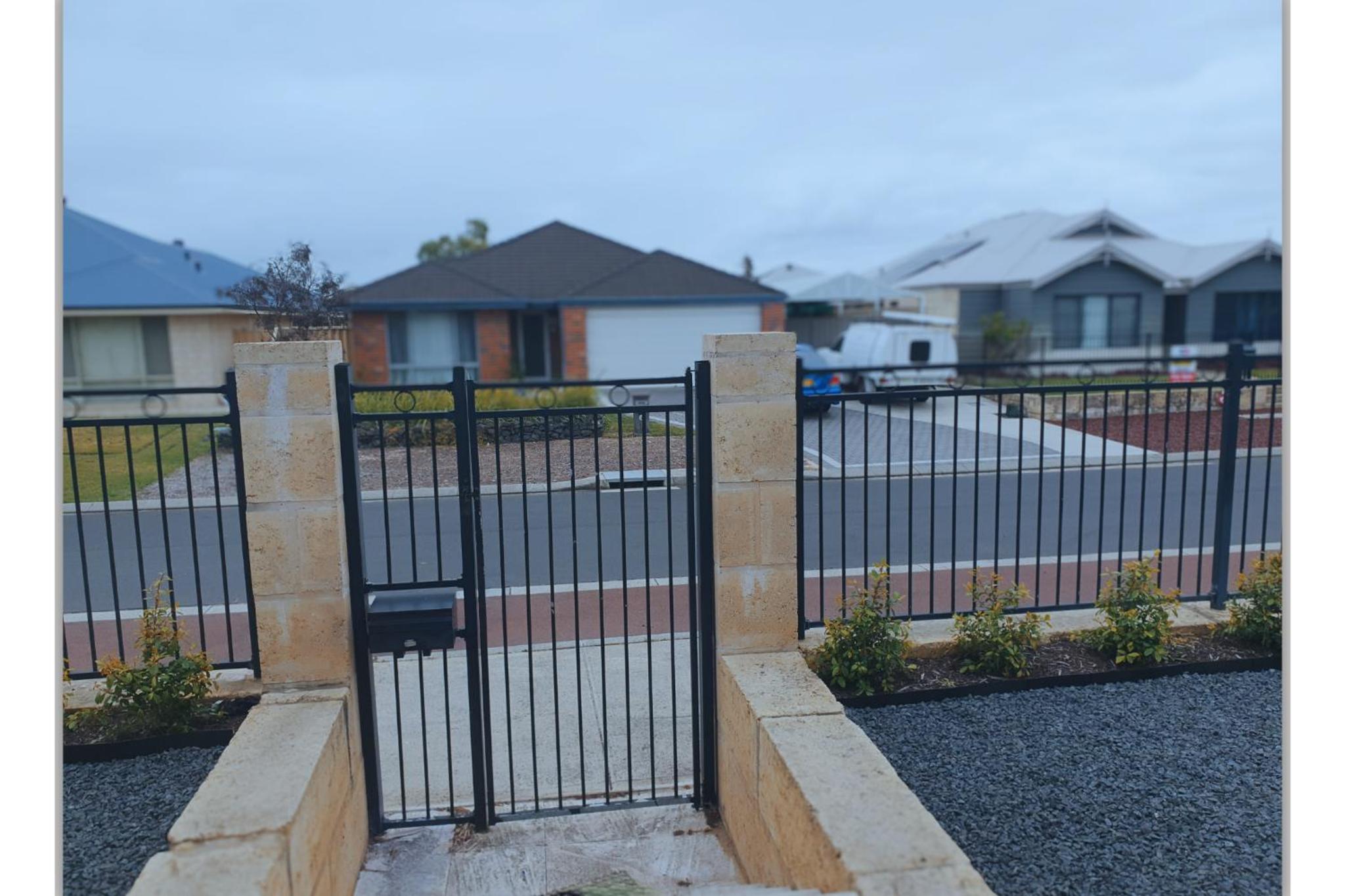 Dalyellup Guest House- Walk to Shops, Near Beach & Bunbury