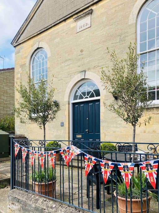 Beautiful Stylish 3 Bedroom Converted Chapel Dog Friendly Central