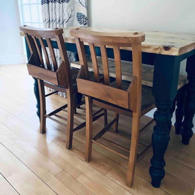 Beautiful Stylish 3 Bedroom Converted Chapel Dog Friendly Central