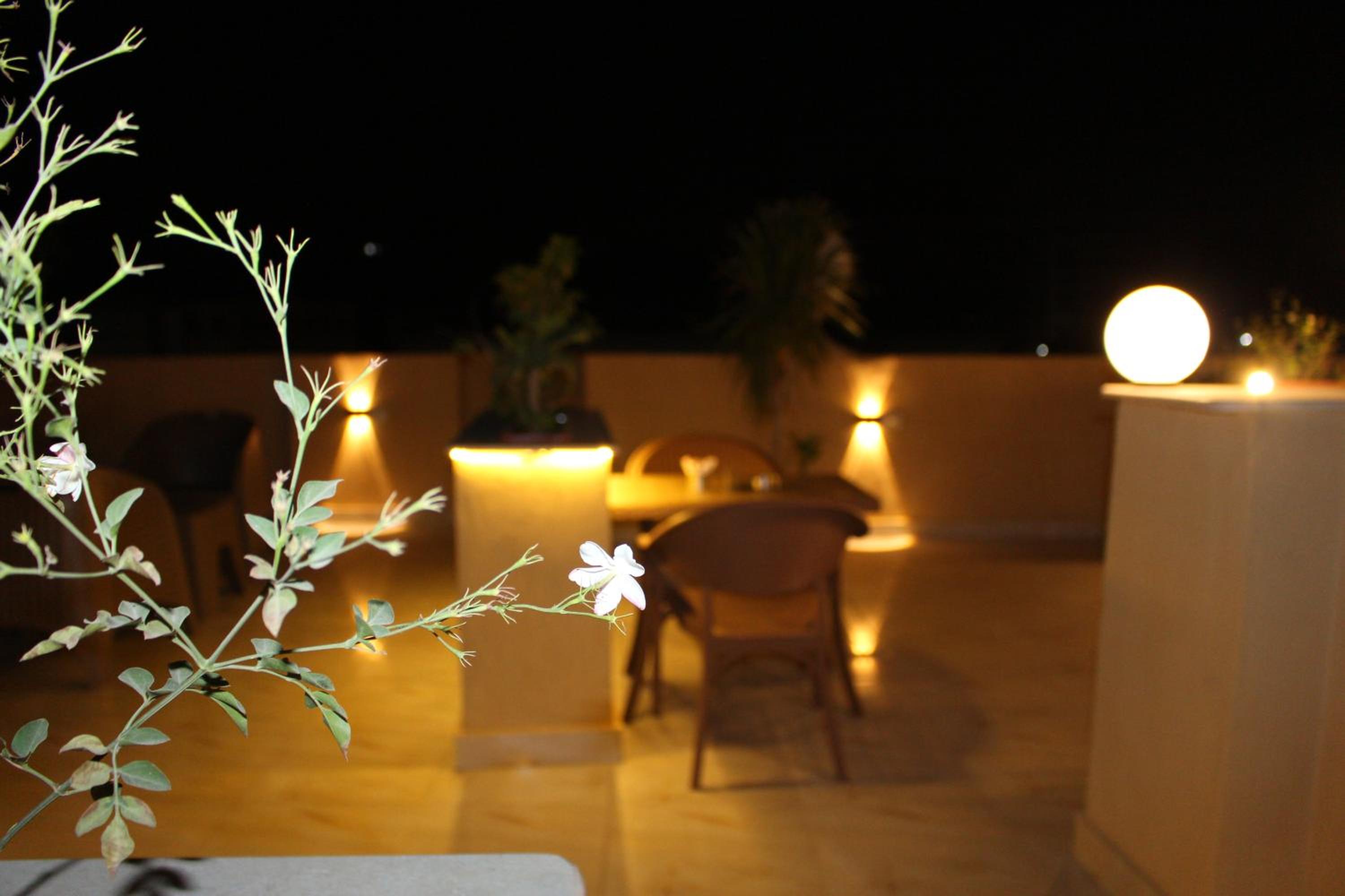 Discover pyramids inn
