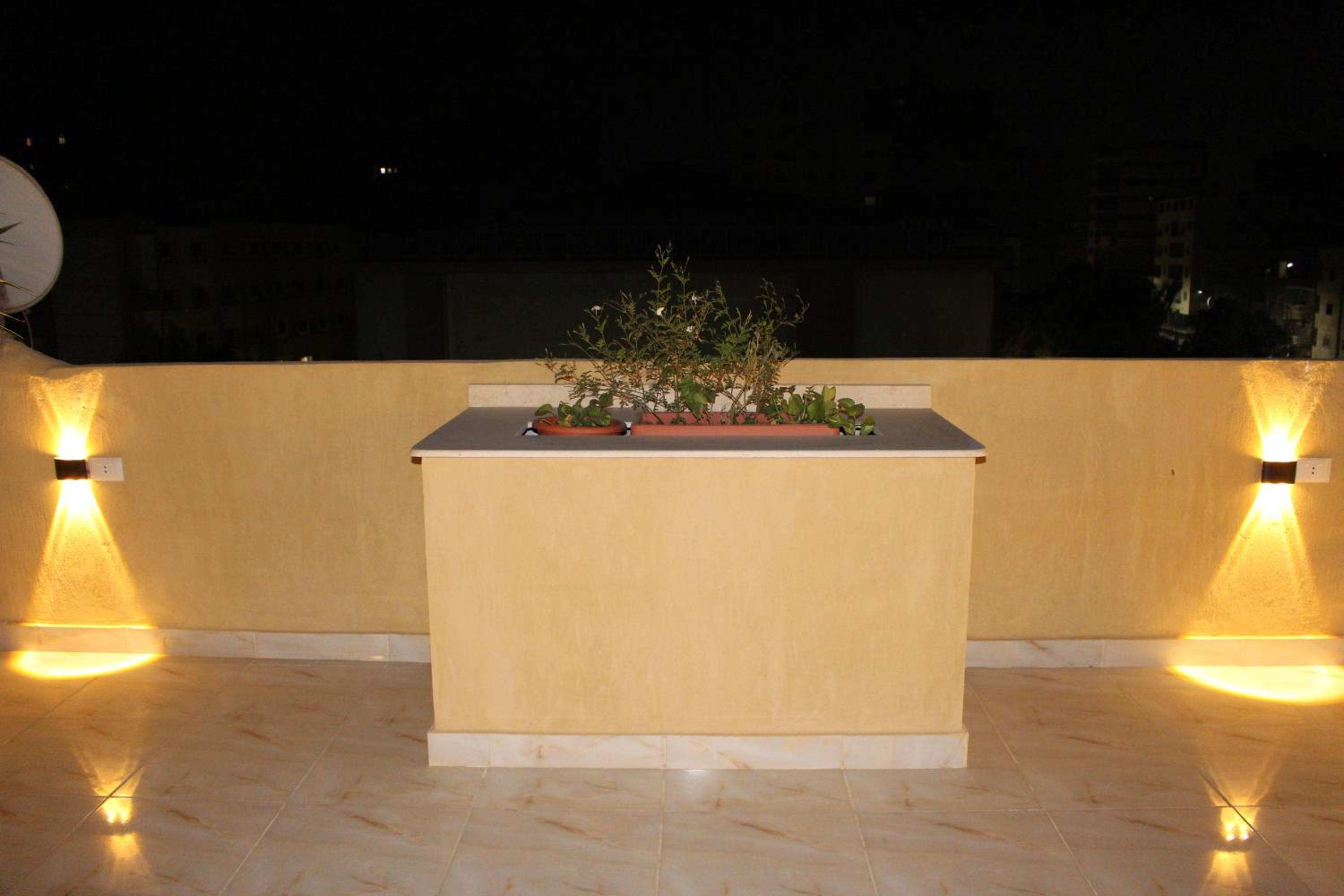 Discover pyramids inn