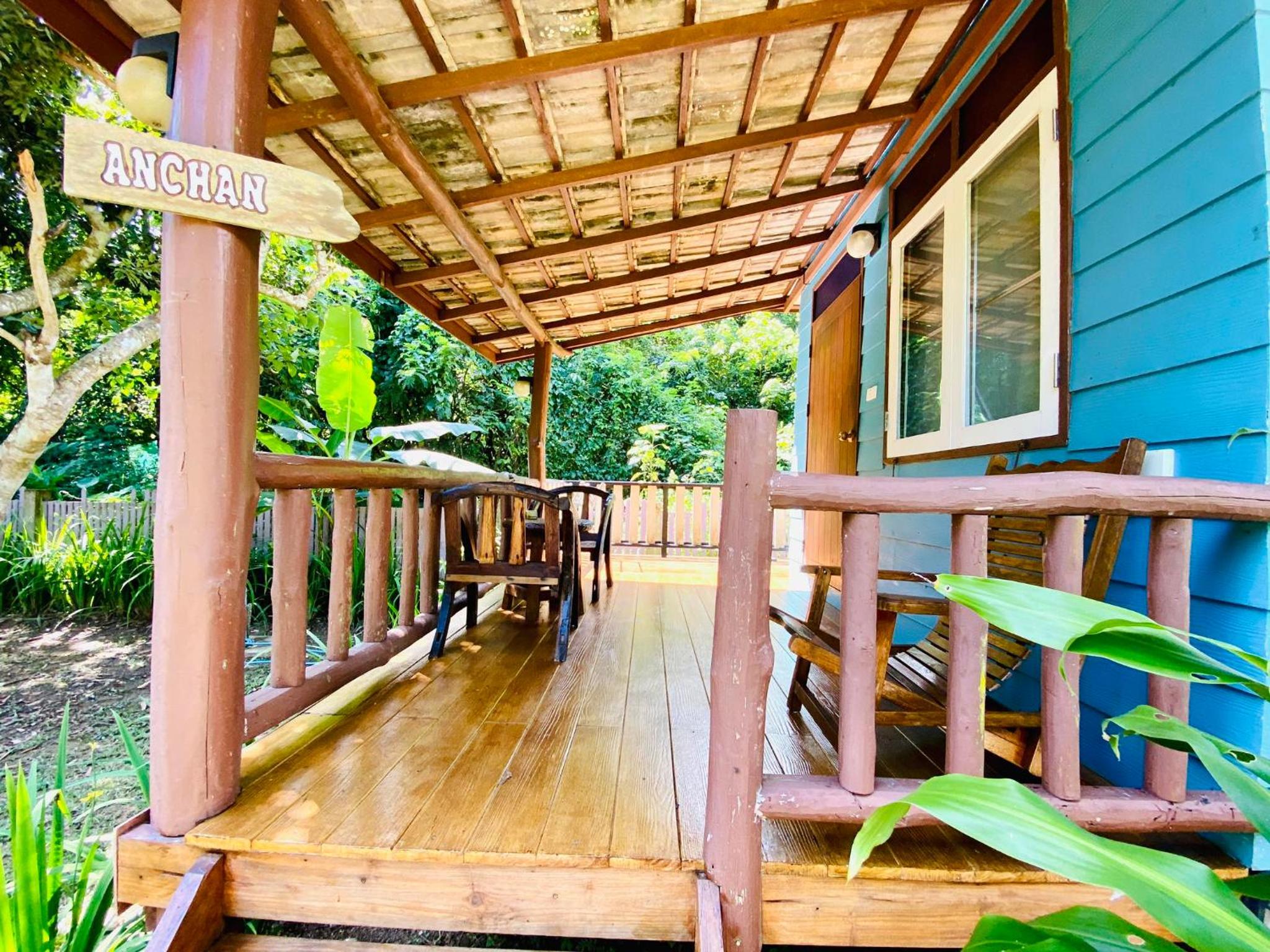 At Home Chiang Dao, Pooch Lovers