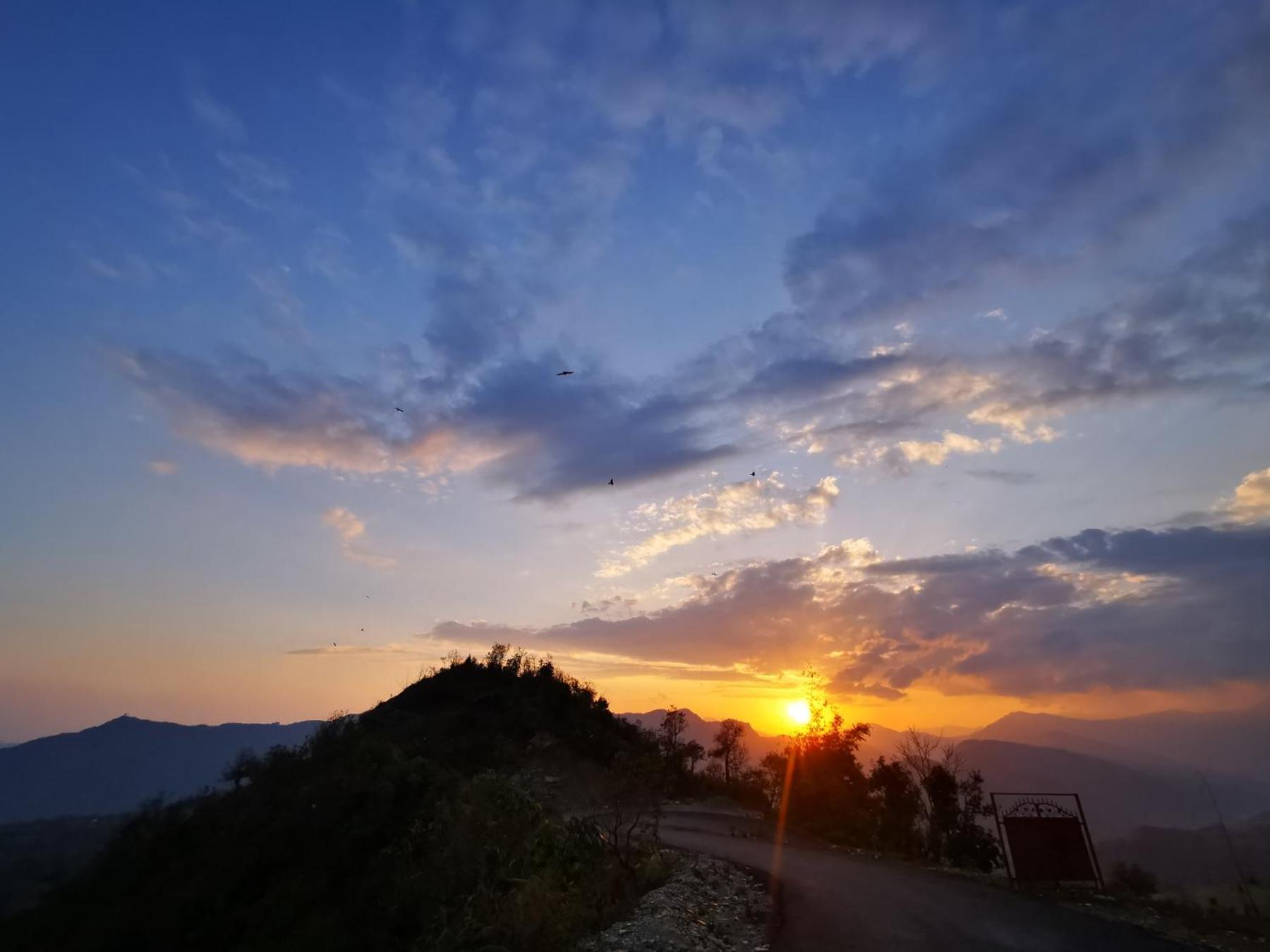 Dhikidada Resort