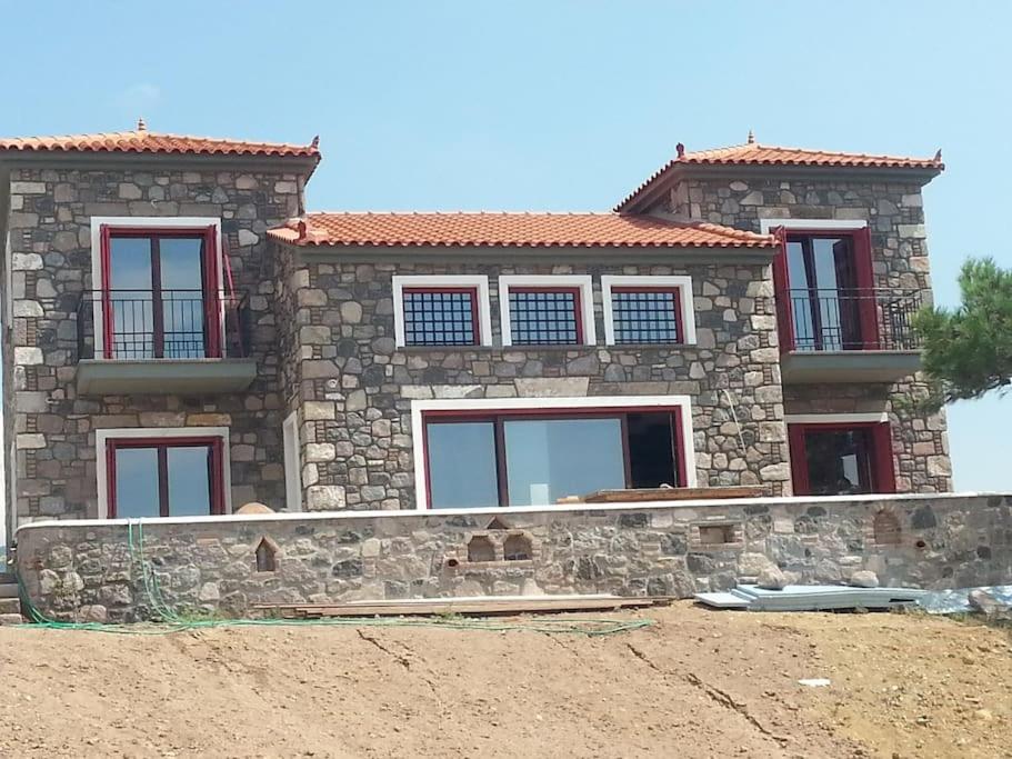Molivos Castleview Luxury Villa with private parking