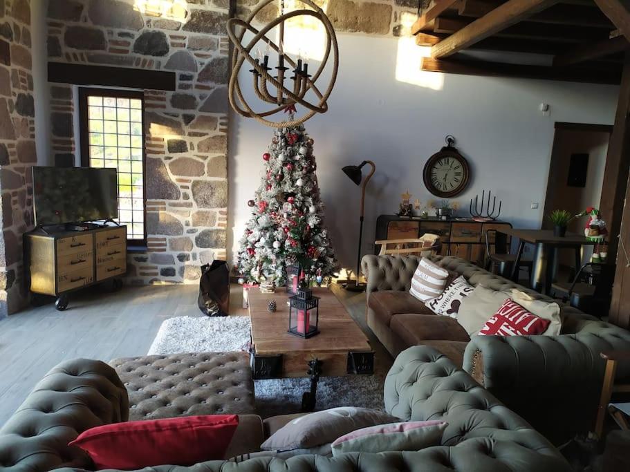 Molivos Castleview Luxury Villa with private parking