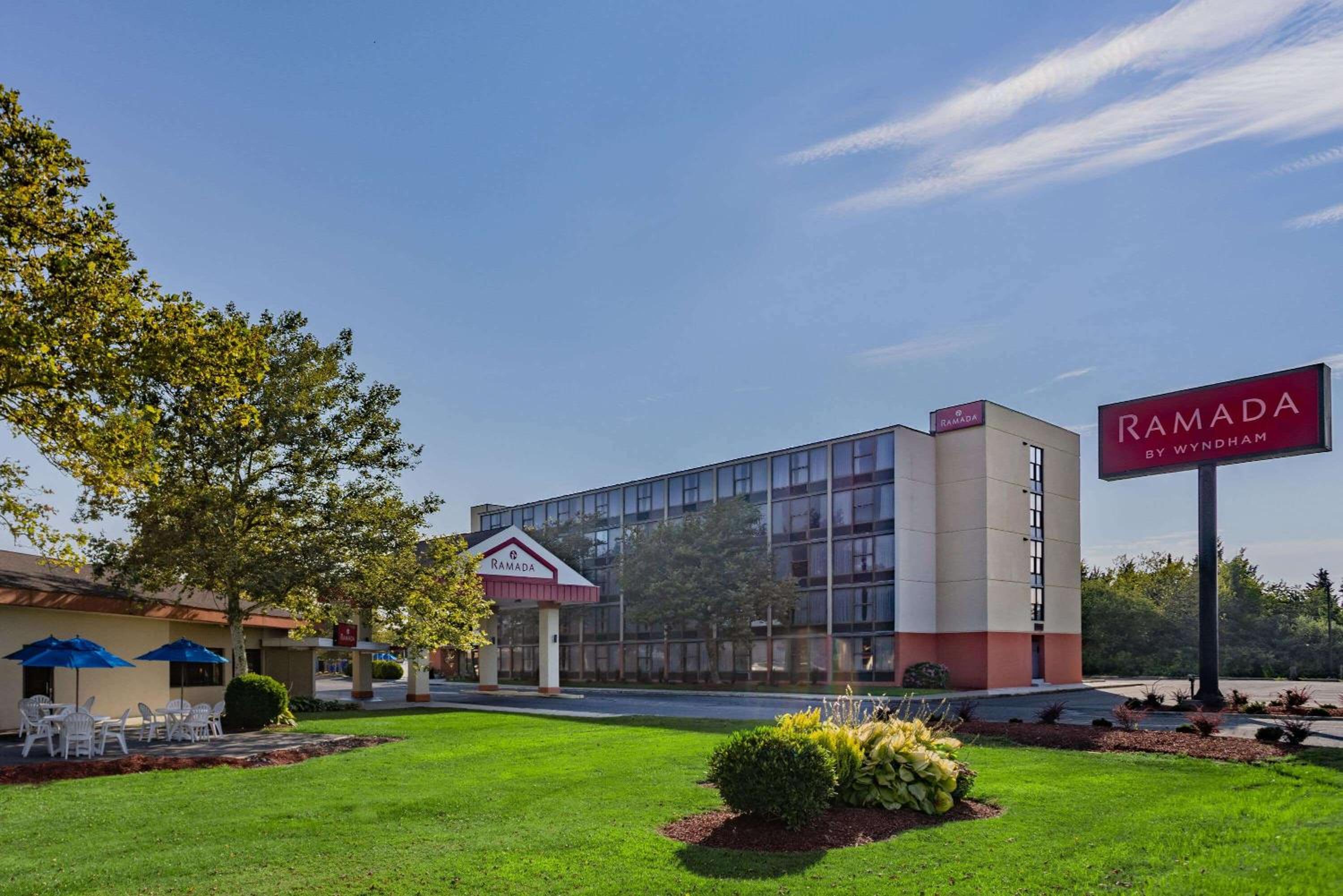 Hotel Ramada by Wyndham West Atlantic City