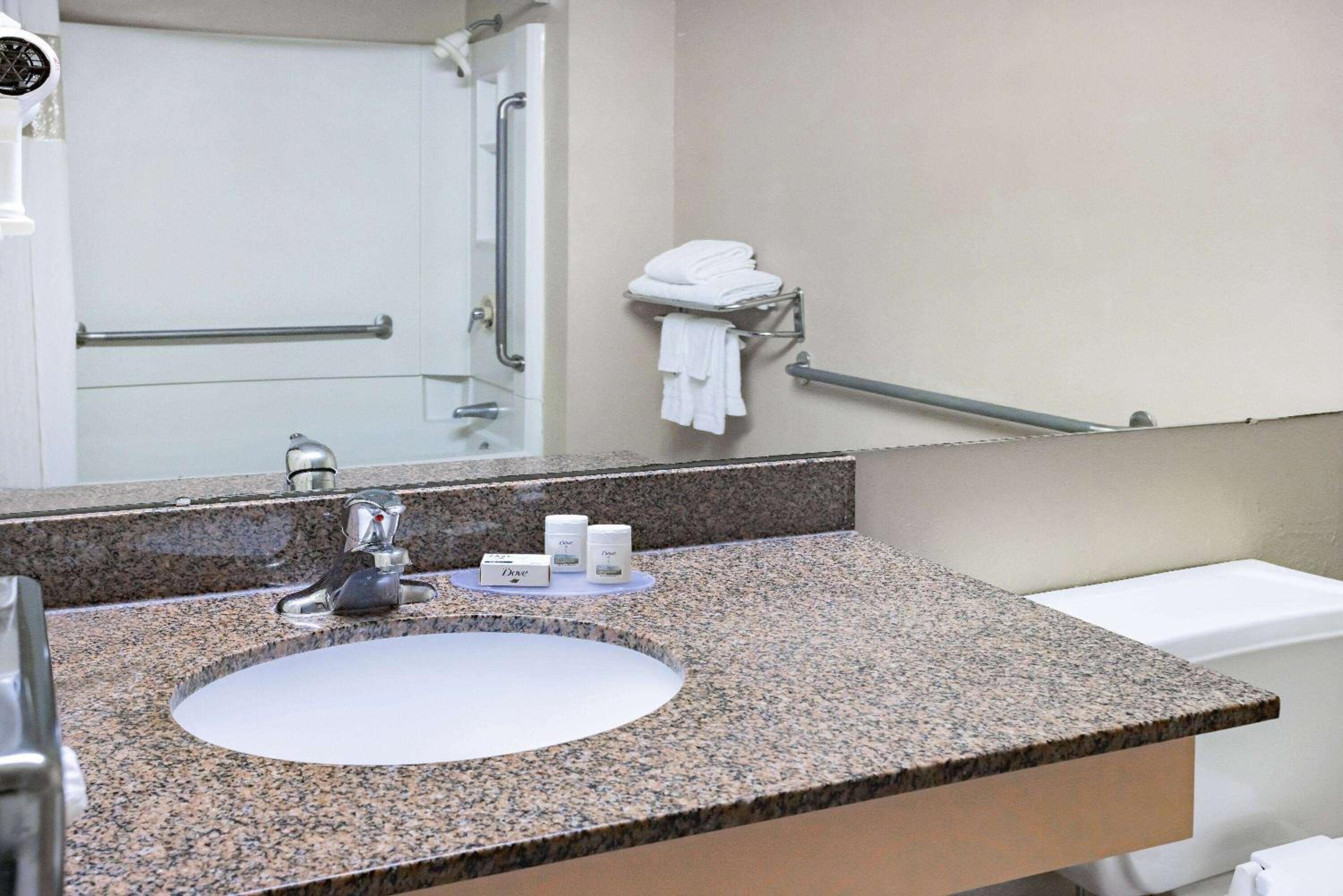 Pleasantville Vacations - Ramada by Wyndham West Atlantic City - Property Image 3