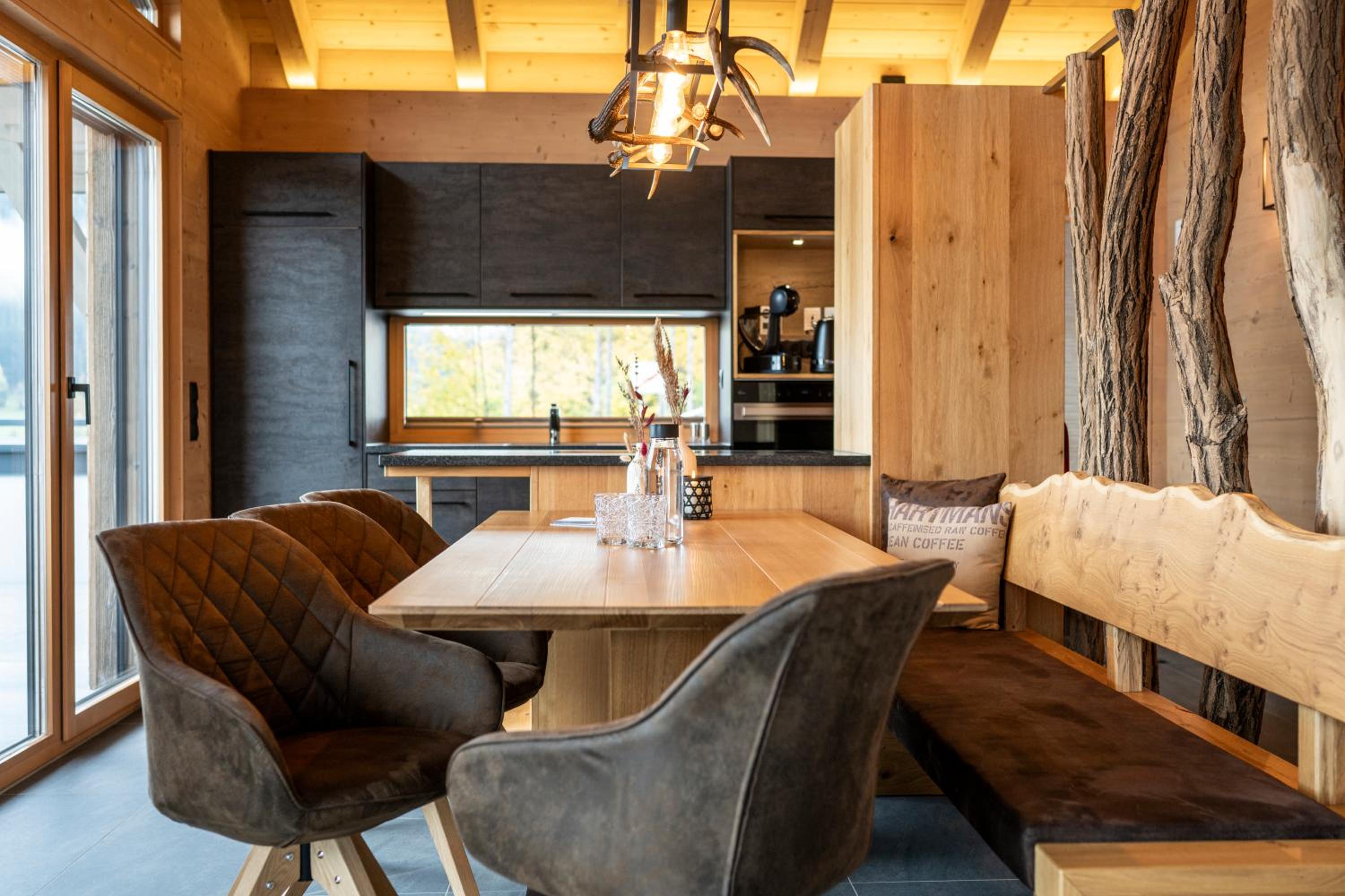HOLZLODGE DELUXE CHALETS - Alpine Hideaway in Radstadt-Salzburger Sportwelt view 2