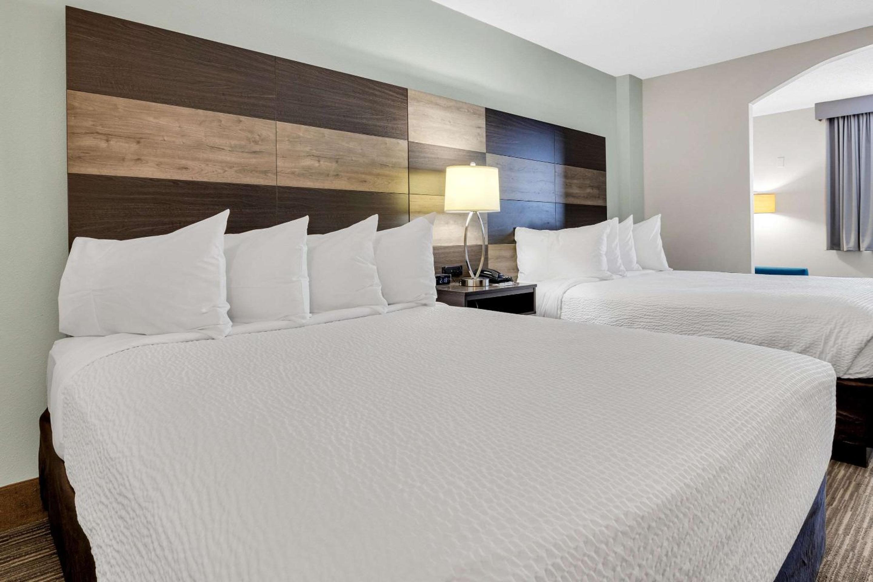 Rehoboth Beach Vacations - Country Inn  Suites by Radisson Rehoboth Beach - Dewey - Property Image 8