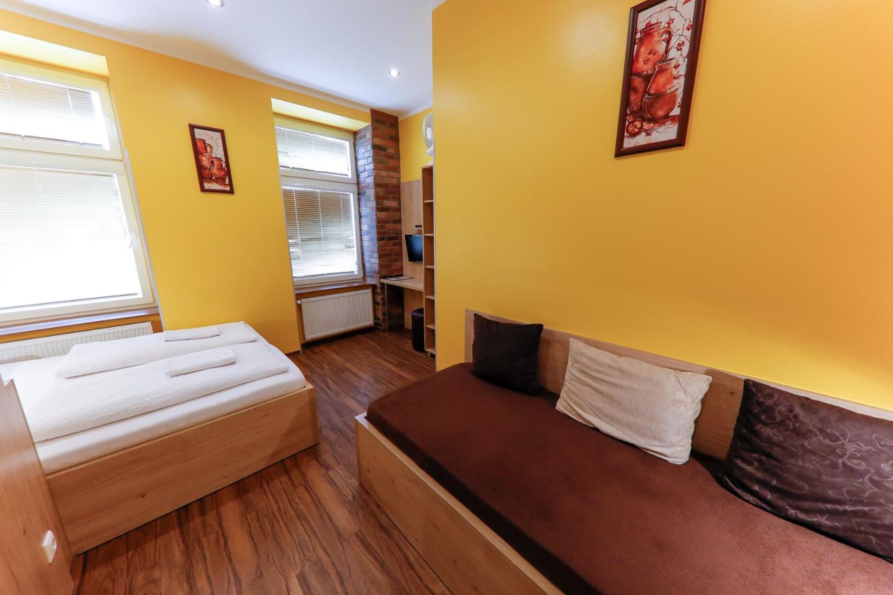 Do Step Inn Home - Hotel & Hostel