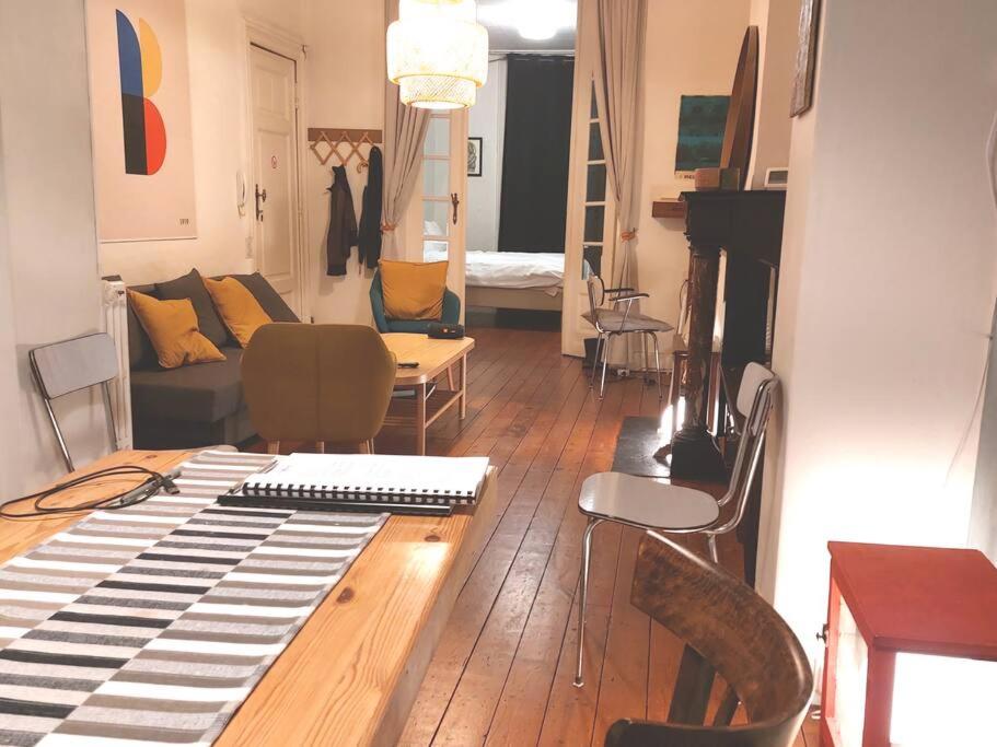 Chatelain Residence