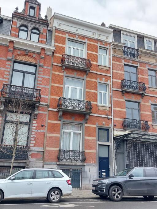Chatelain Residence