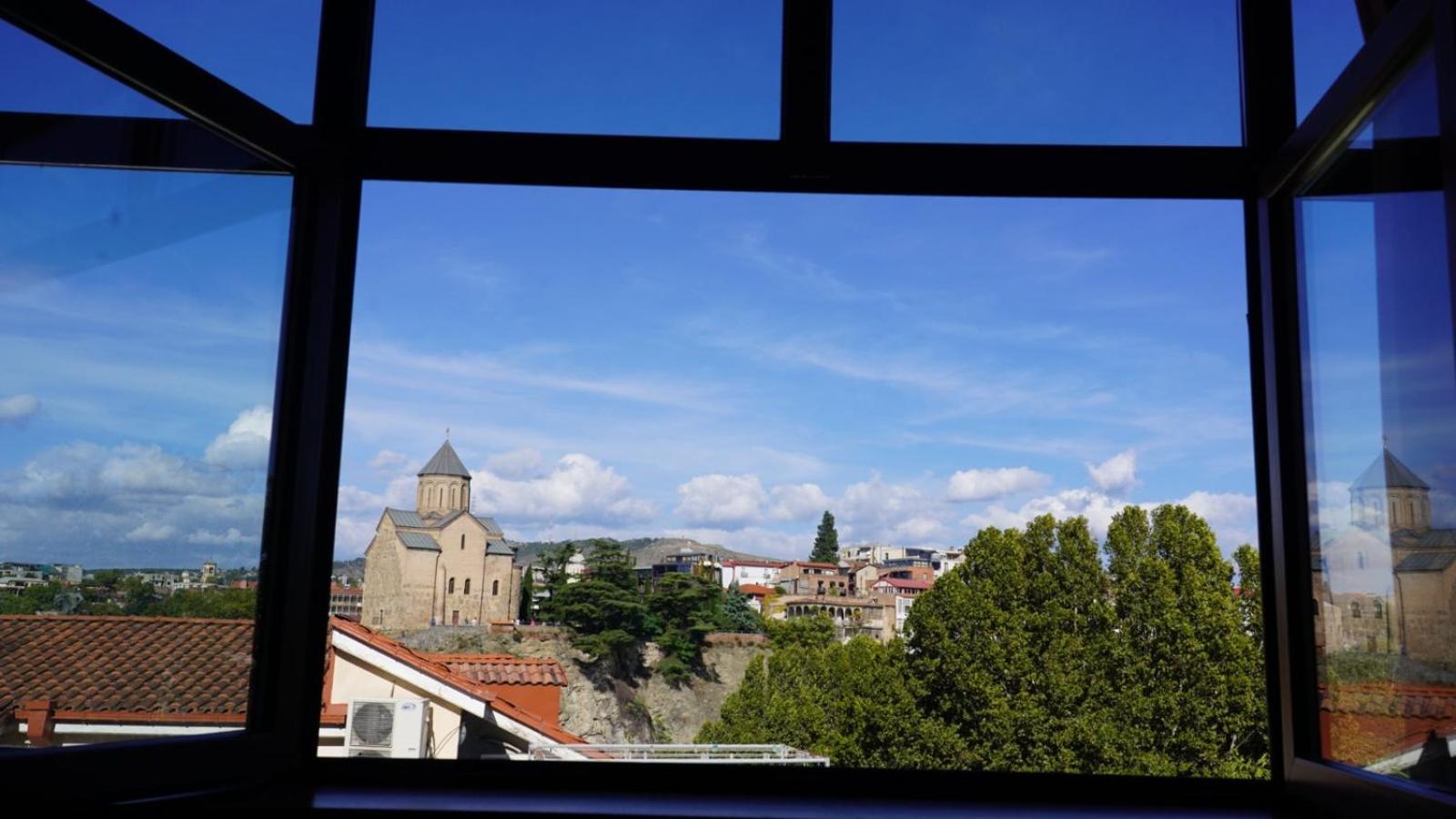 Abano Home