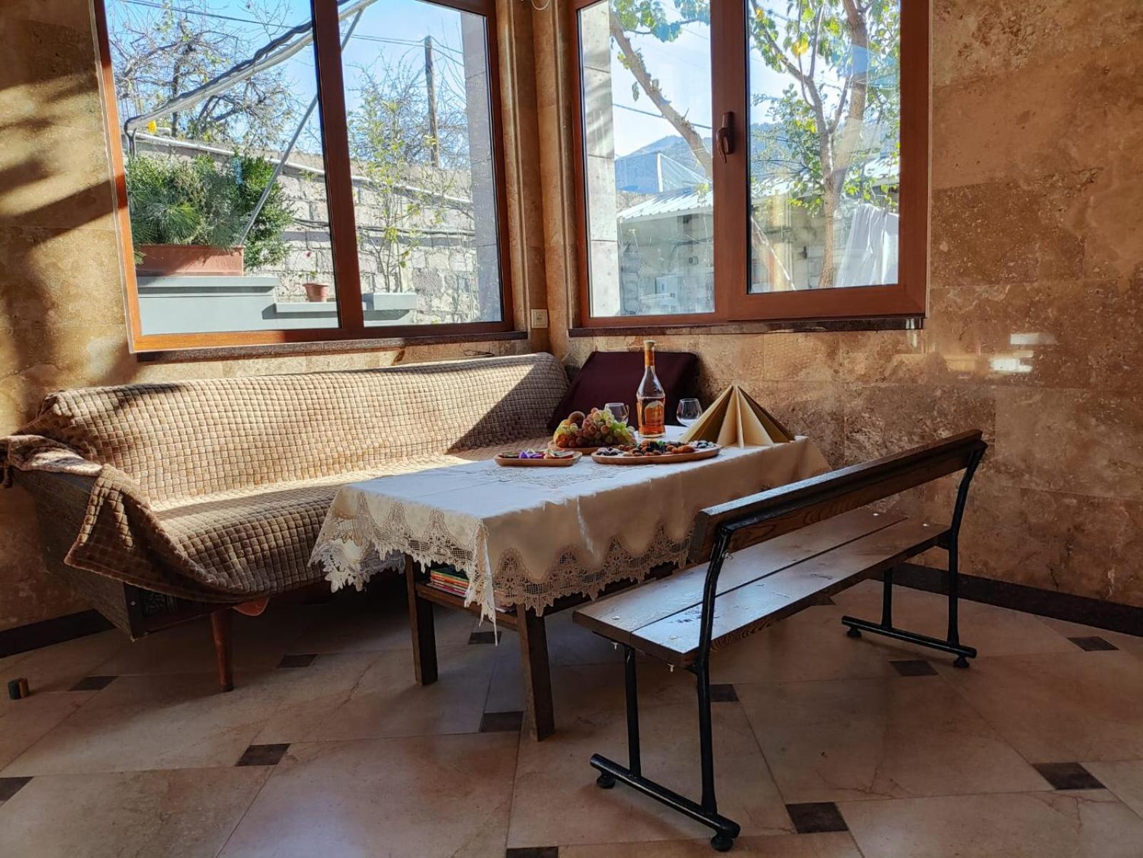 Mashtots B&B