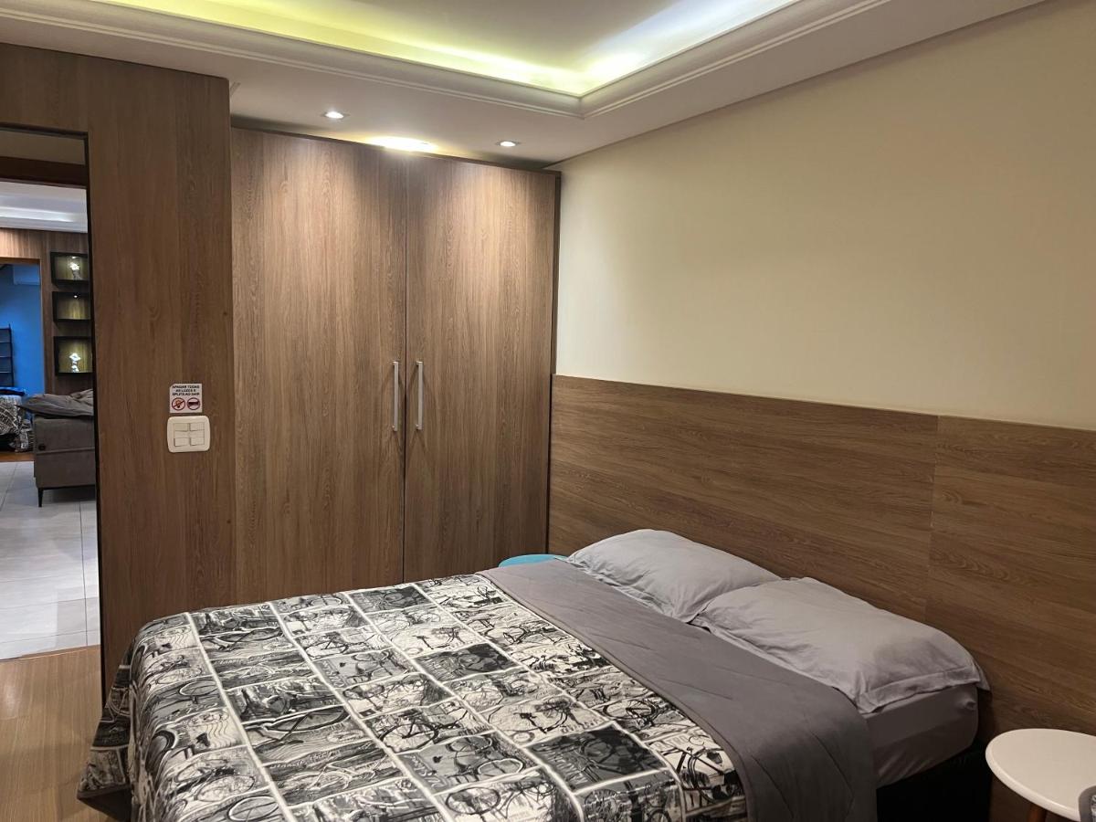 Apto Luxo climatizado 4 quartos Churrasqueira & Lareira view 4