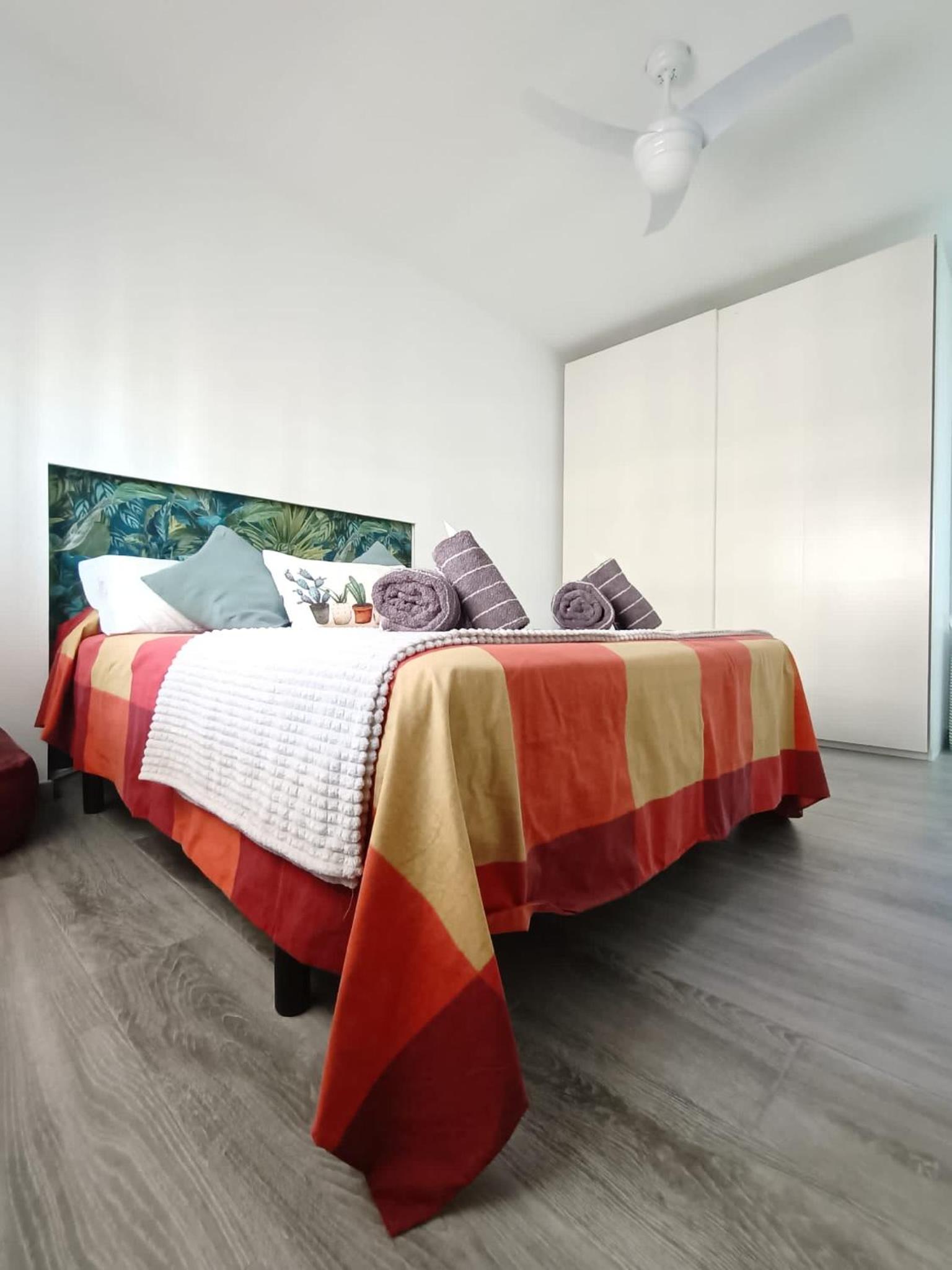 Cornelia Apartamentos CALA DE FINESTRAT VICENT&ALBA