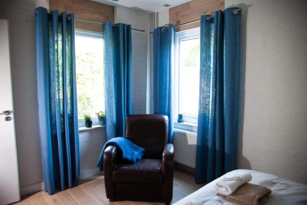 Attractive bungalow near the beach, sea and dunes view 2