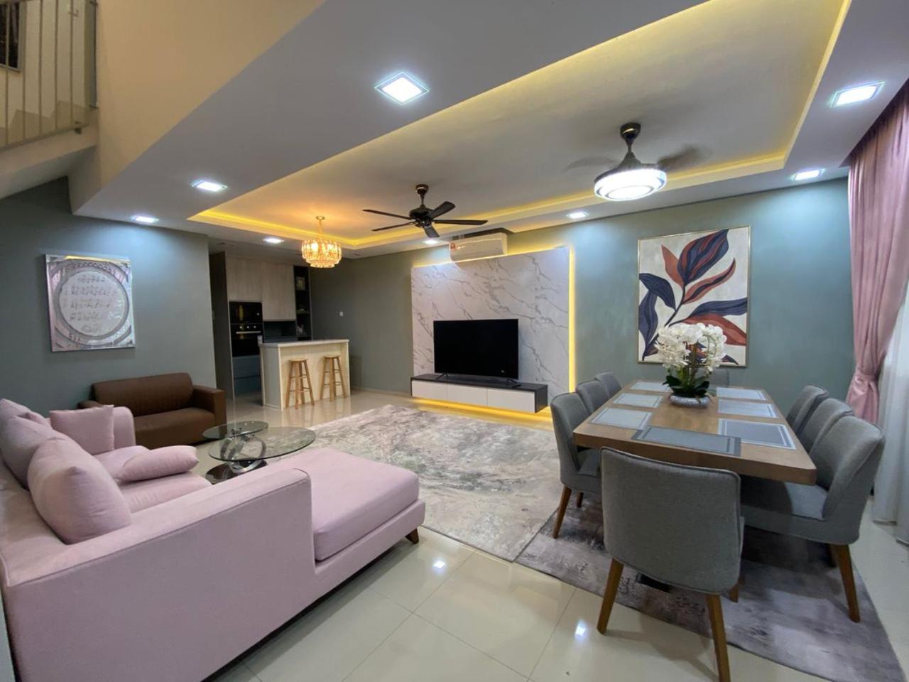 Cozy guesthouse near klia photo 1