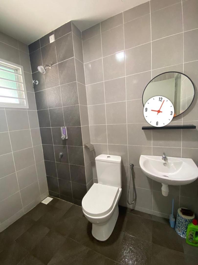 Cozy guesthouse near klia photo 6