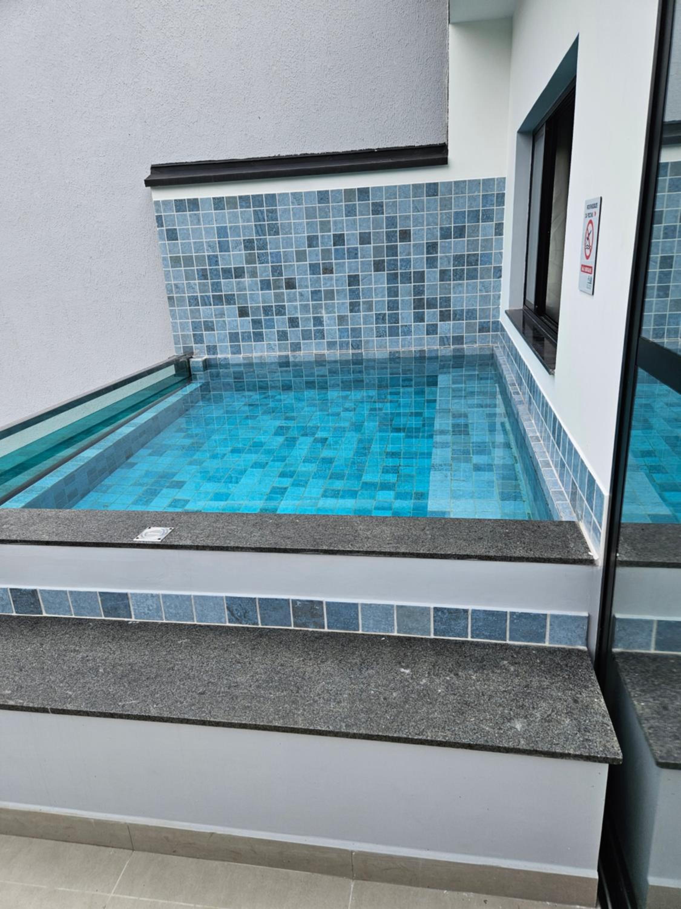 Villa da Serra 2 - Casa com piscinas privativas vidro
