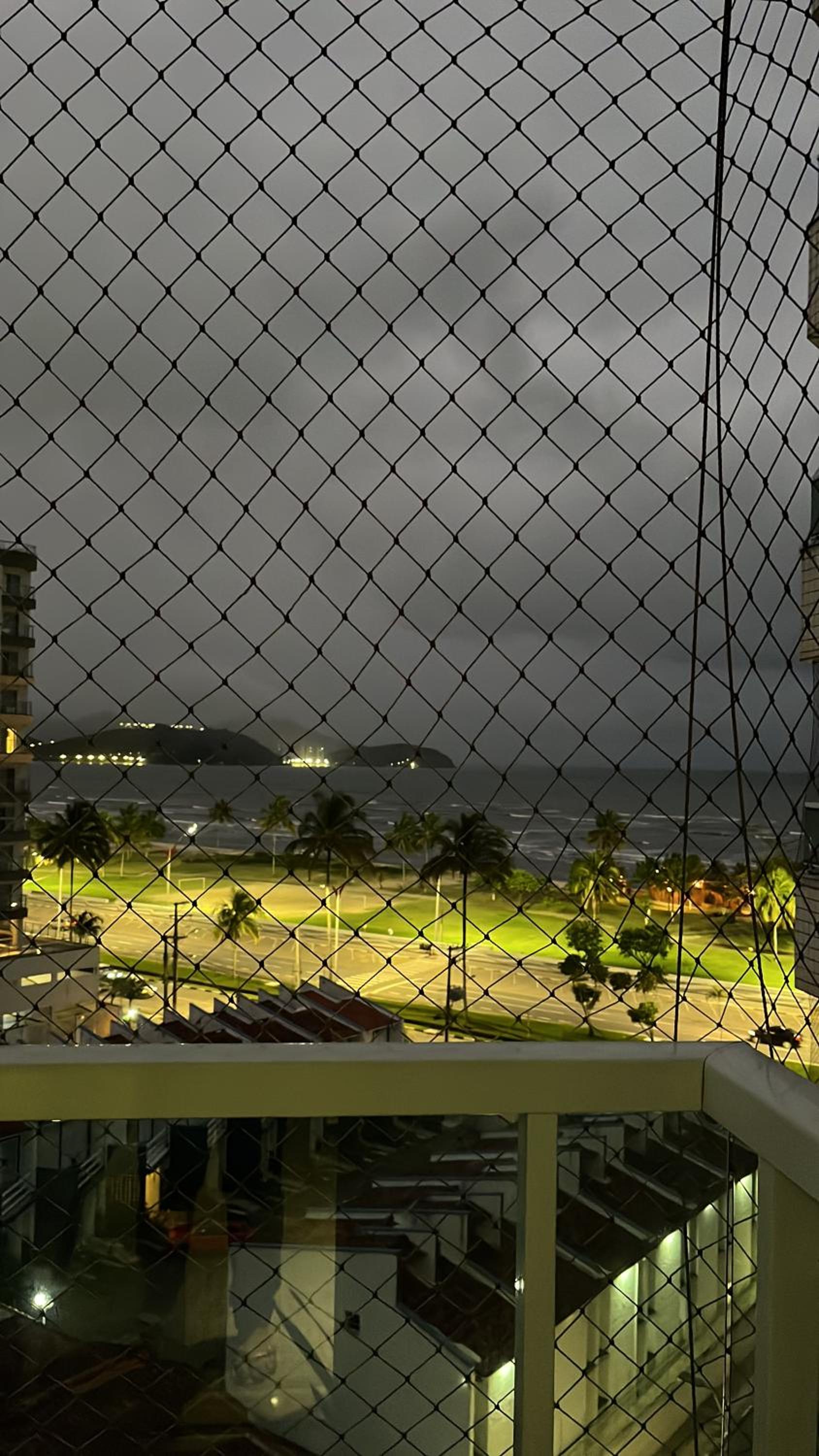 Apto beira mar pé na areia