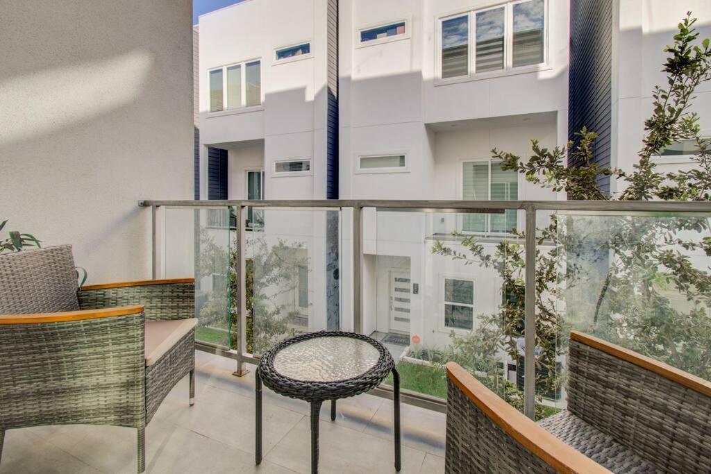 Luxurious Med Cntr/NRG Townhome view 4