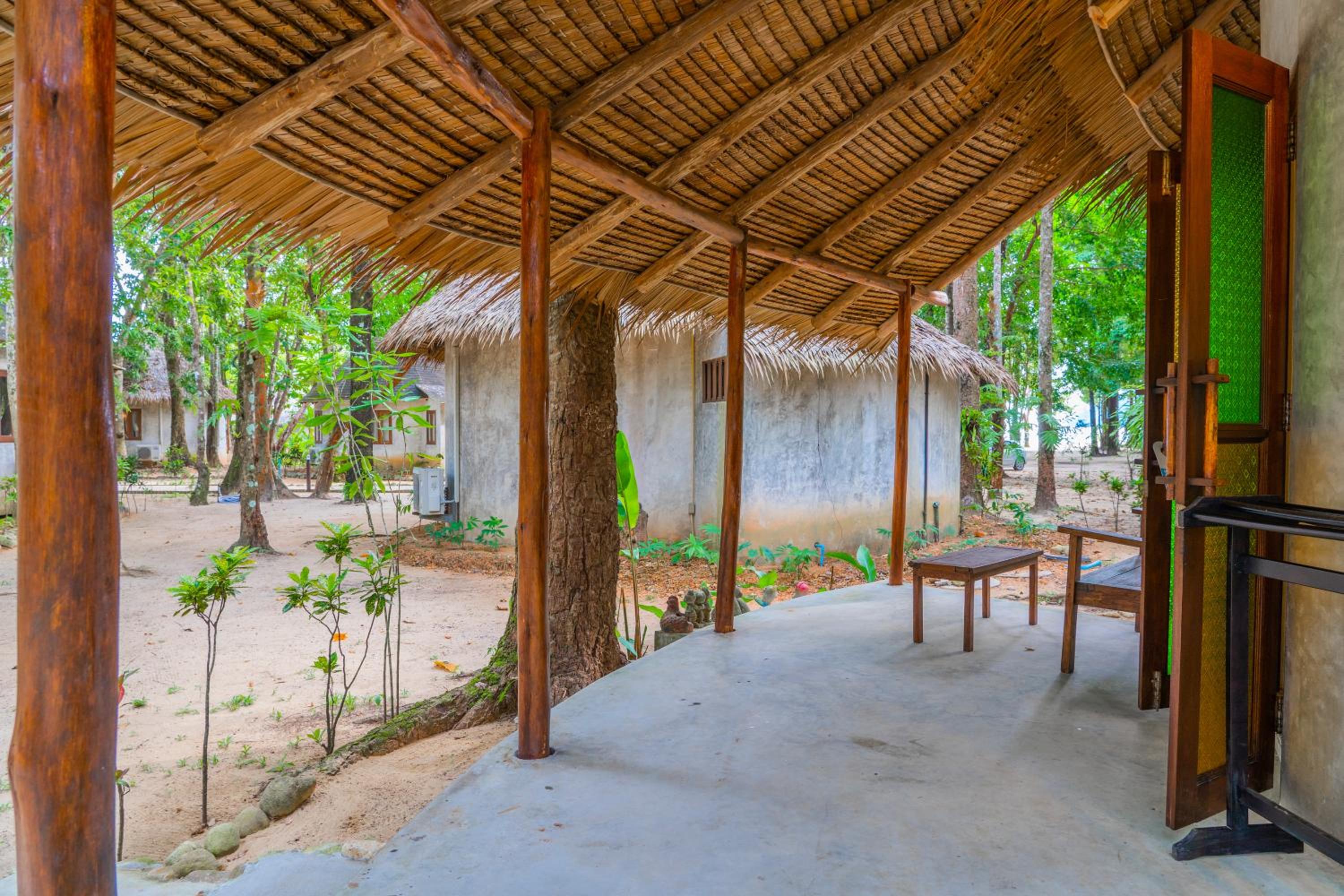 The Tropical Beach Resort