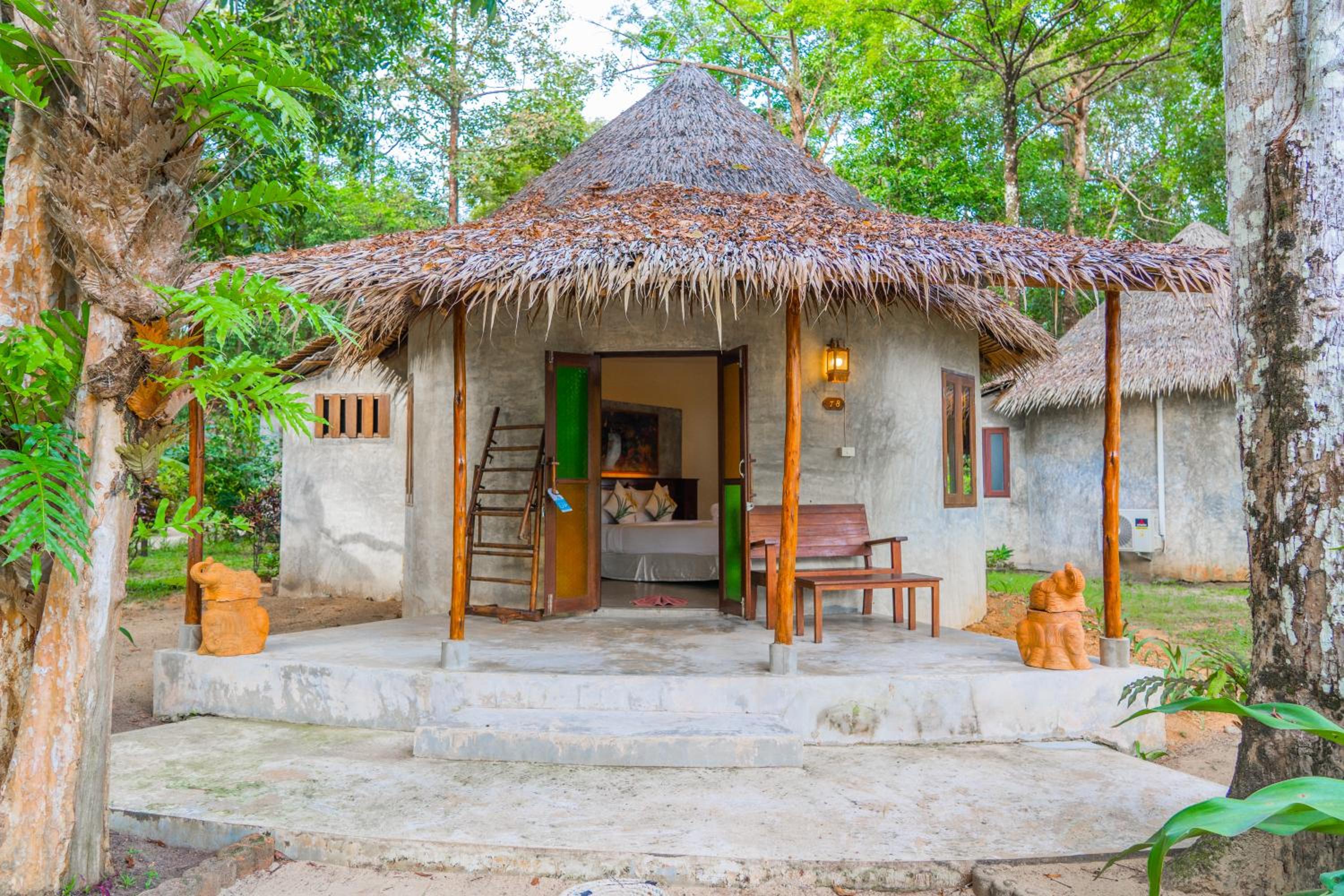 The Tropical Beach Resort