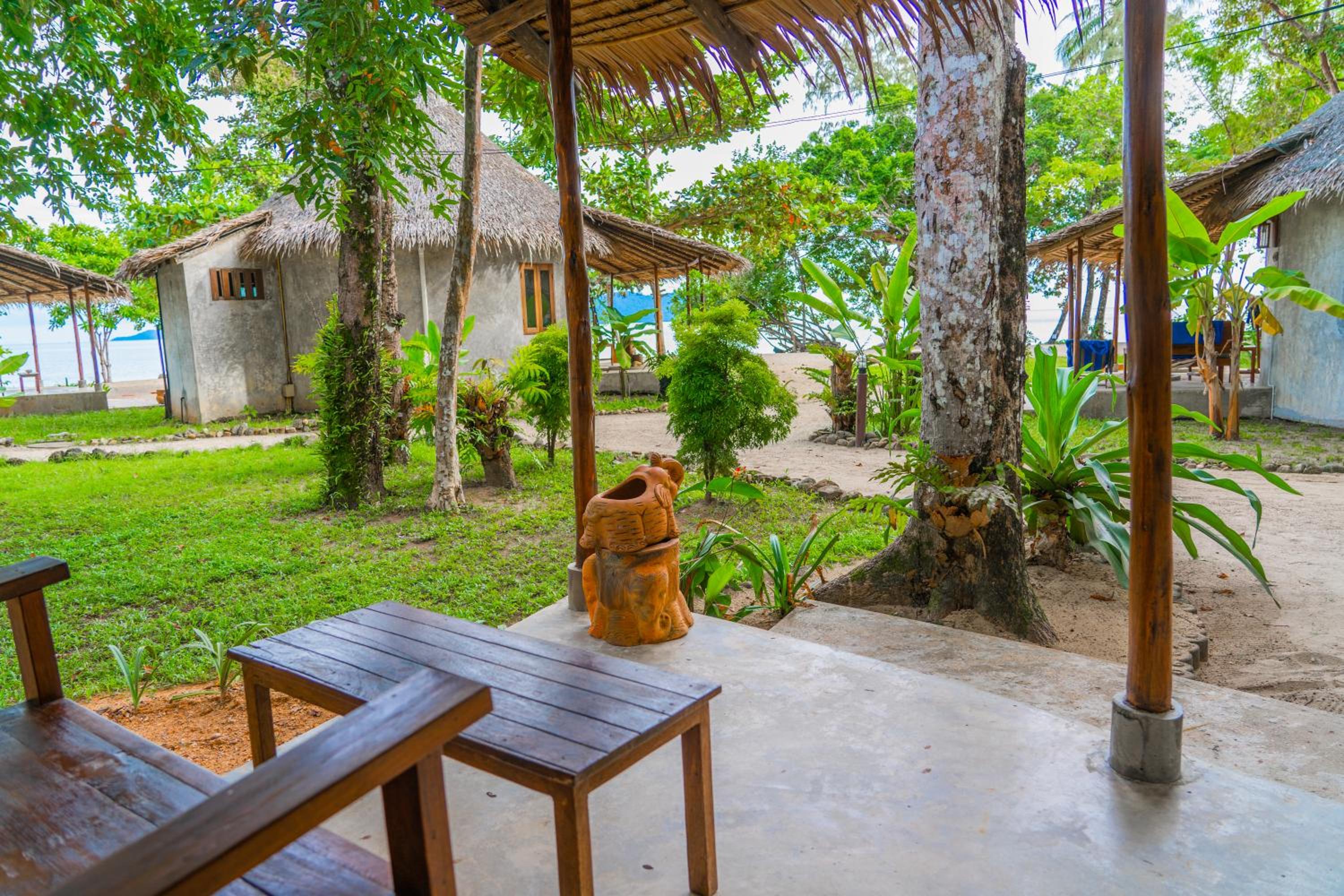 The Tropical Beach Resort