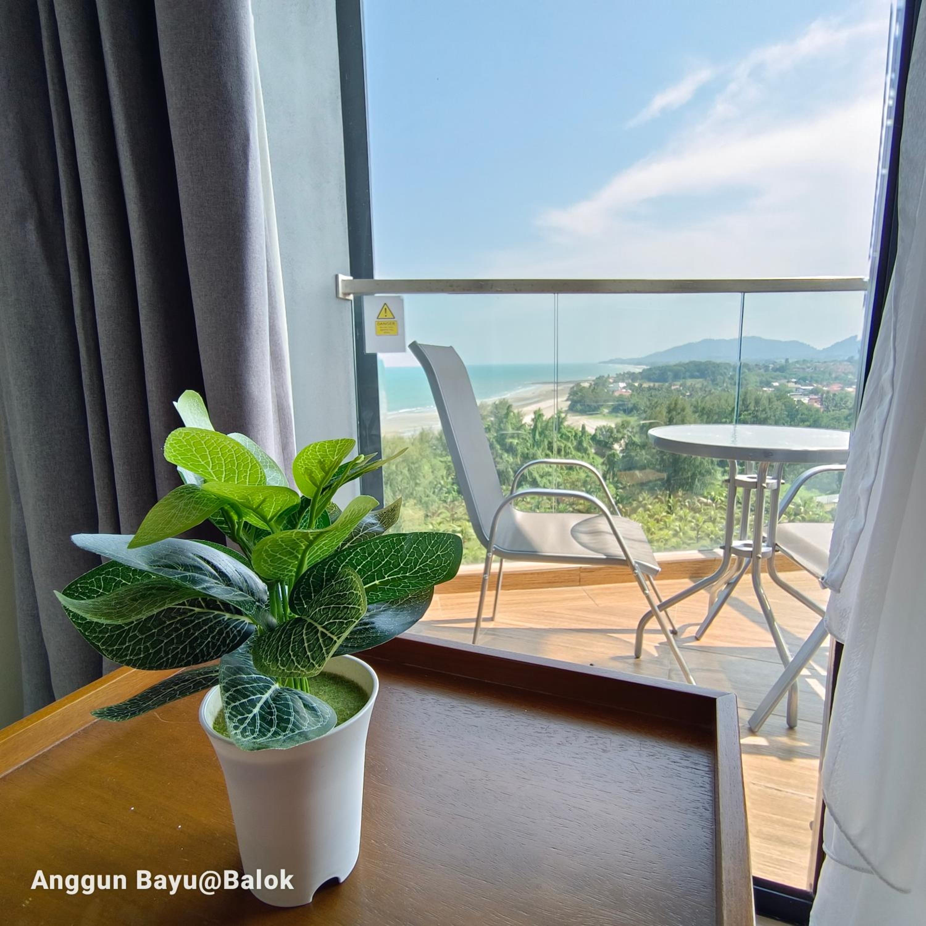 TimurBay Family Seaview, Kuantan by Anggun Bayu - Netflix Ready photo 1