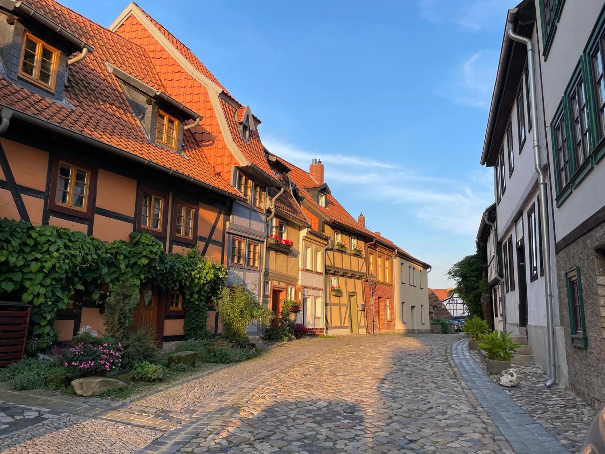 Mittelalterdomizil mit Balkon und Parkplätzen
