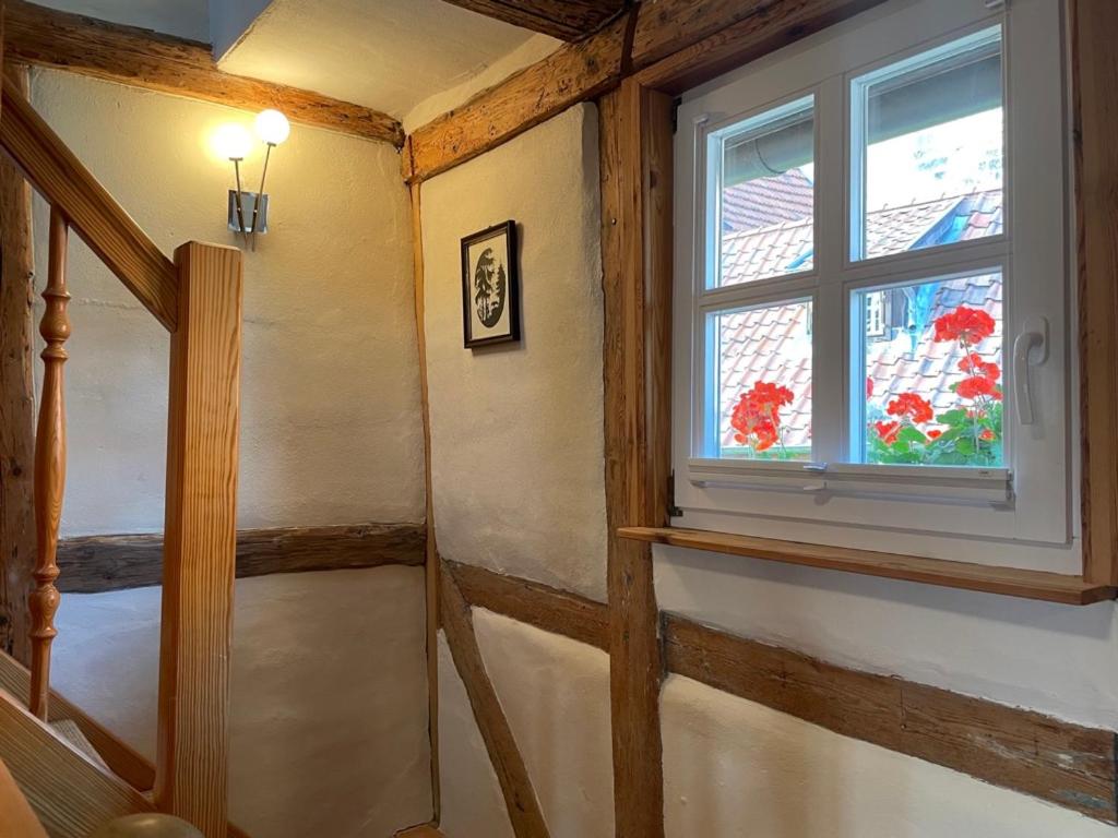 Mittelalterdomizil mit Balkon und Parkplätzen