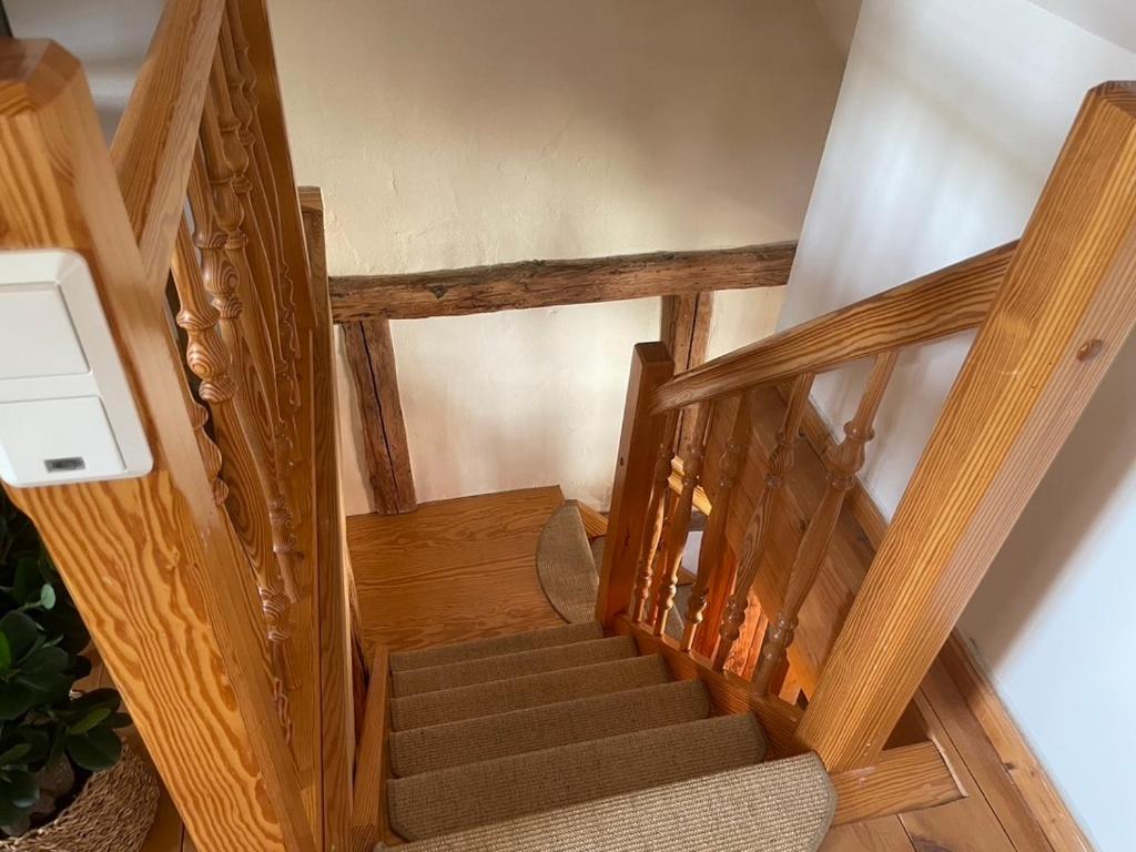 Mittelalterdomizil mit Balkon und Parkplätzen