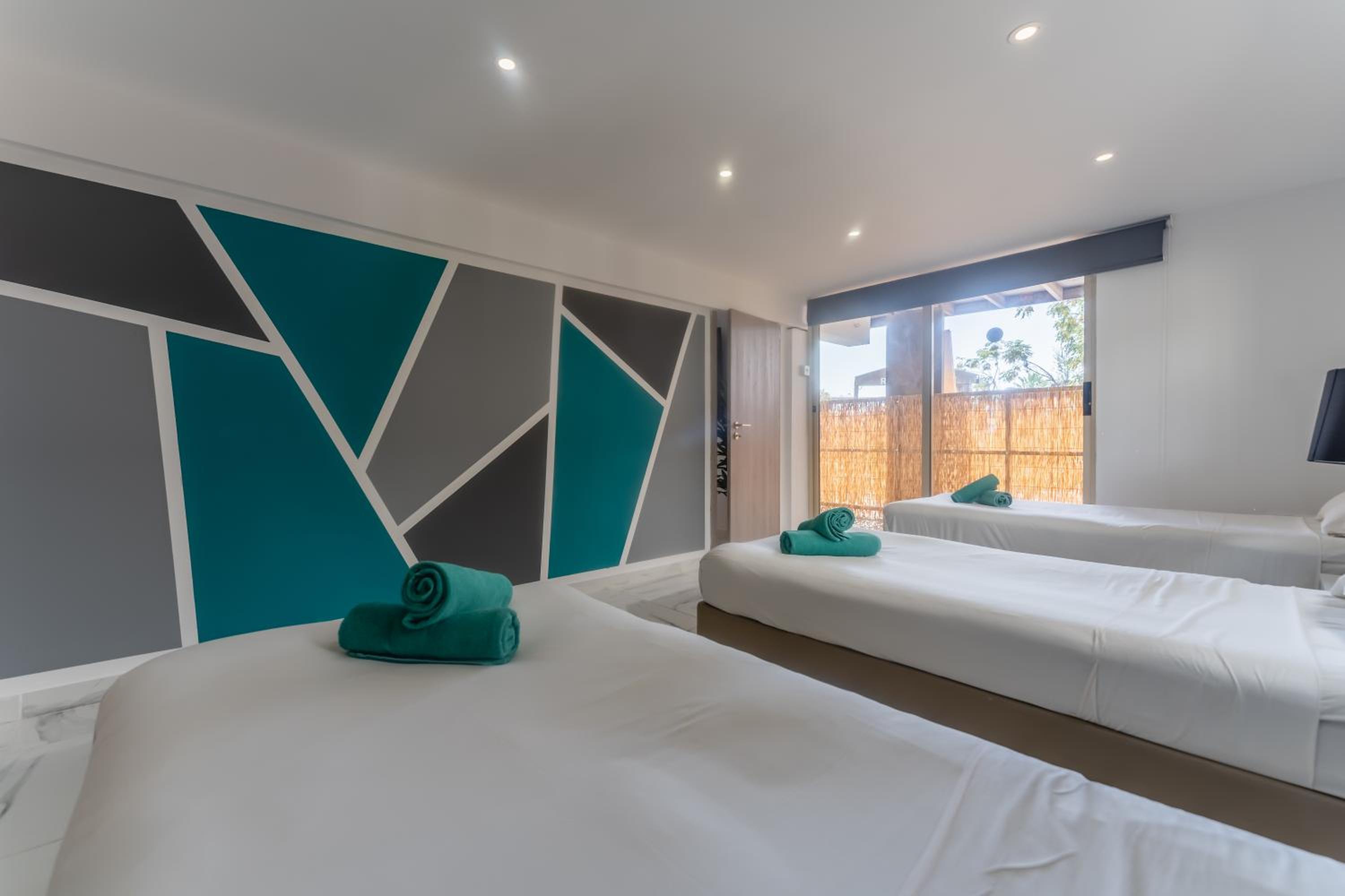 Sant Central Deluxe Apartments