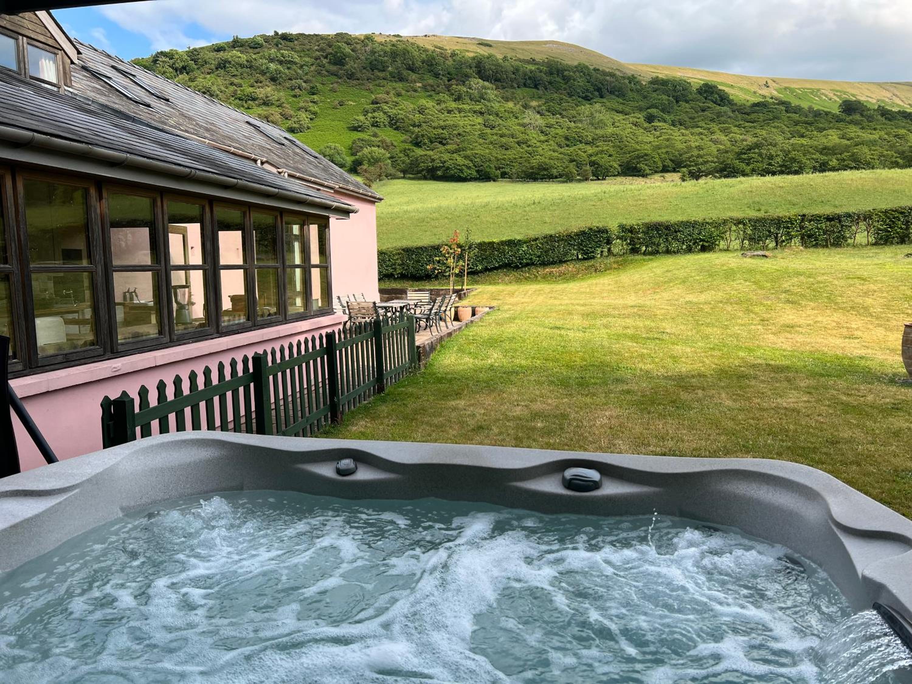 Baddegai Holiday Cottage