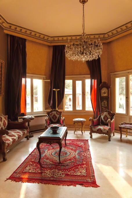 Sakkara Royal House