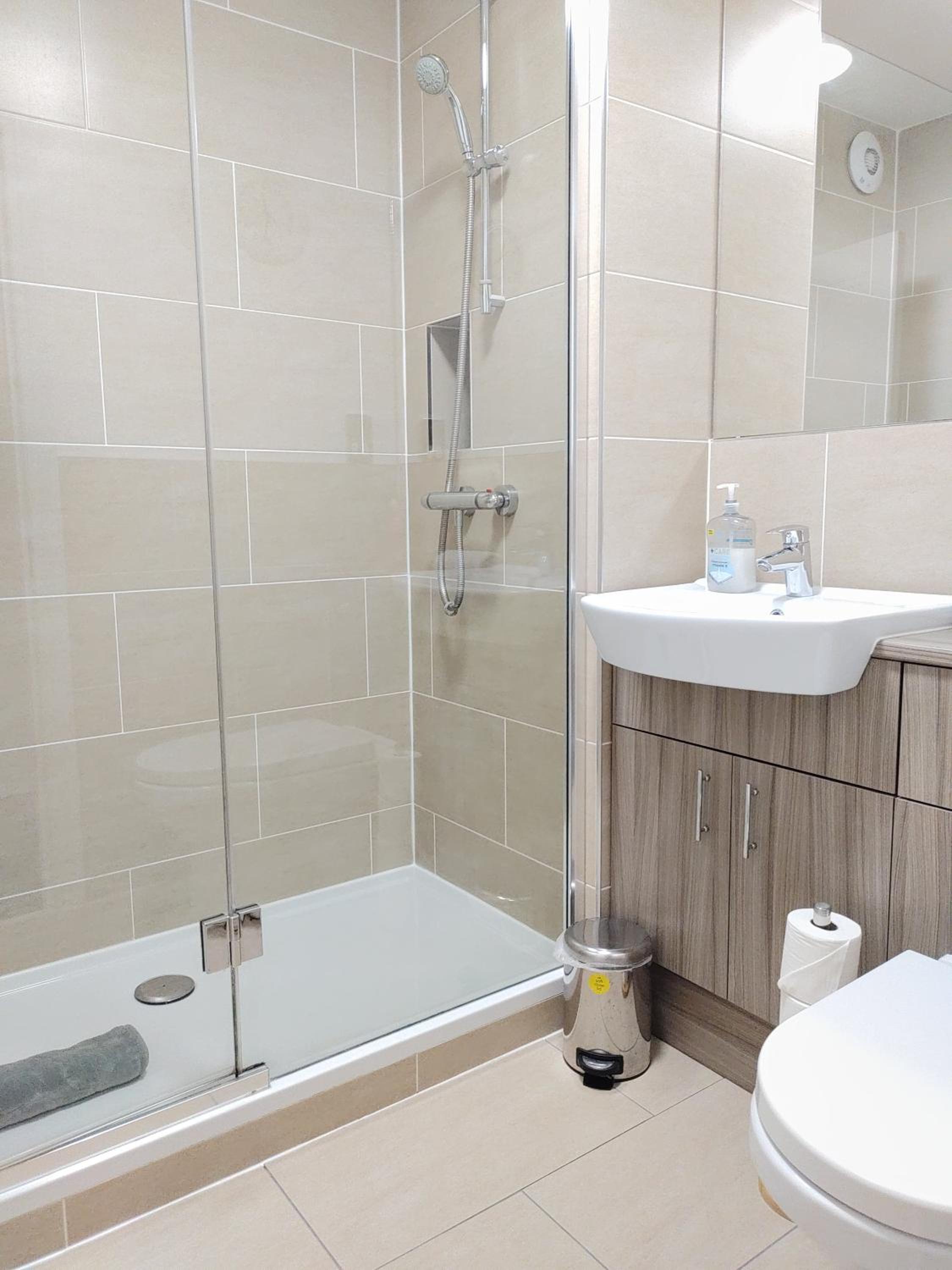 amazing apartments: Dorset Place - free parking view 3