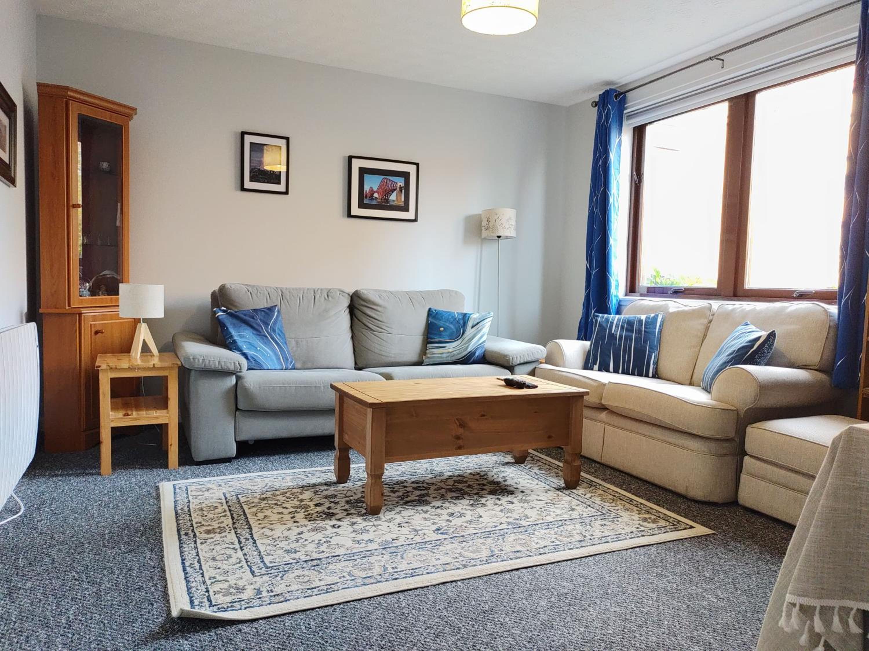 amazing apartments: Dorset Place - free parking view 2