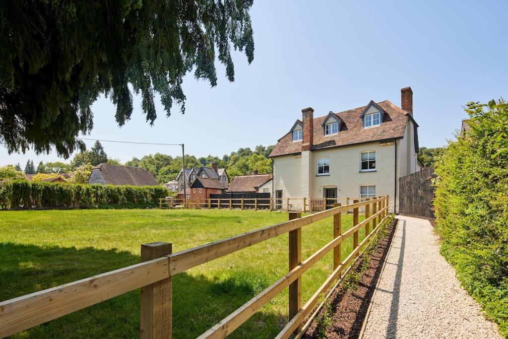 The Meadow at Selborne with lots of parking