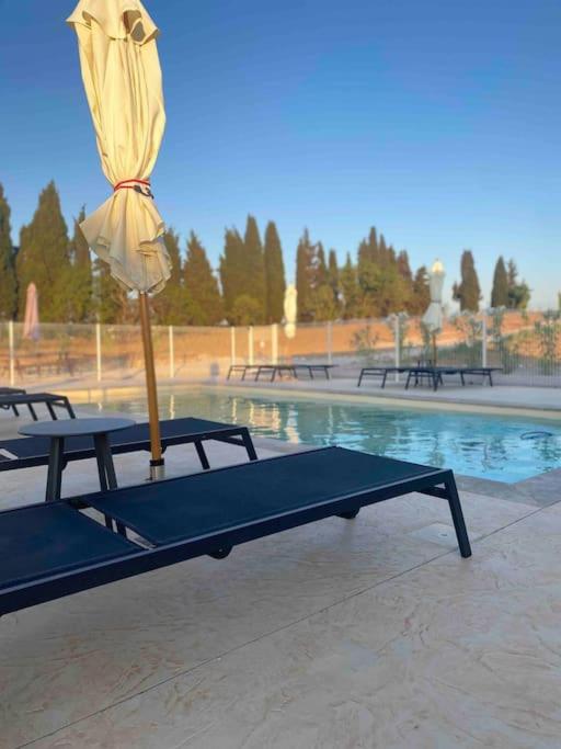 Gîte 4p avec piscine sur domaine 3Ha