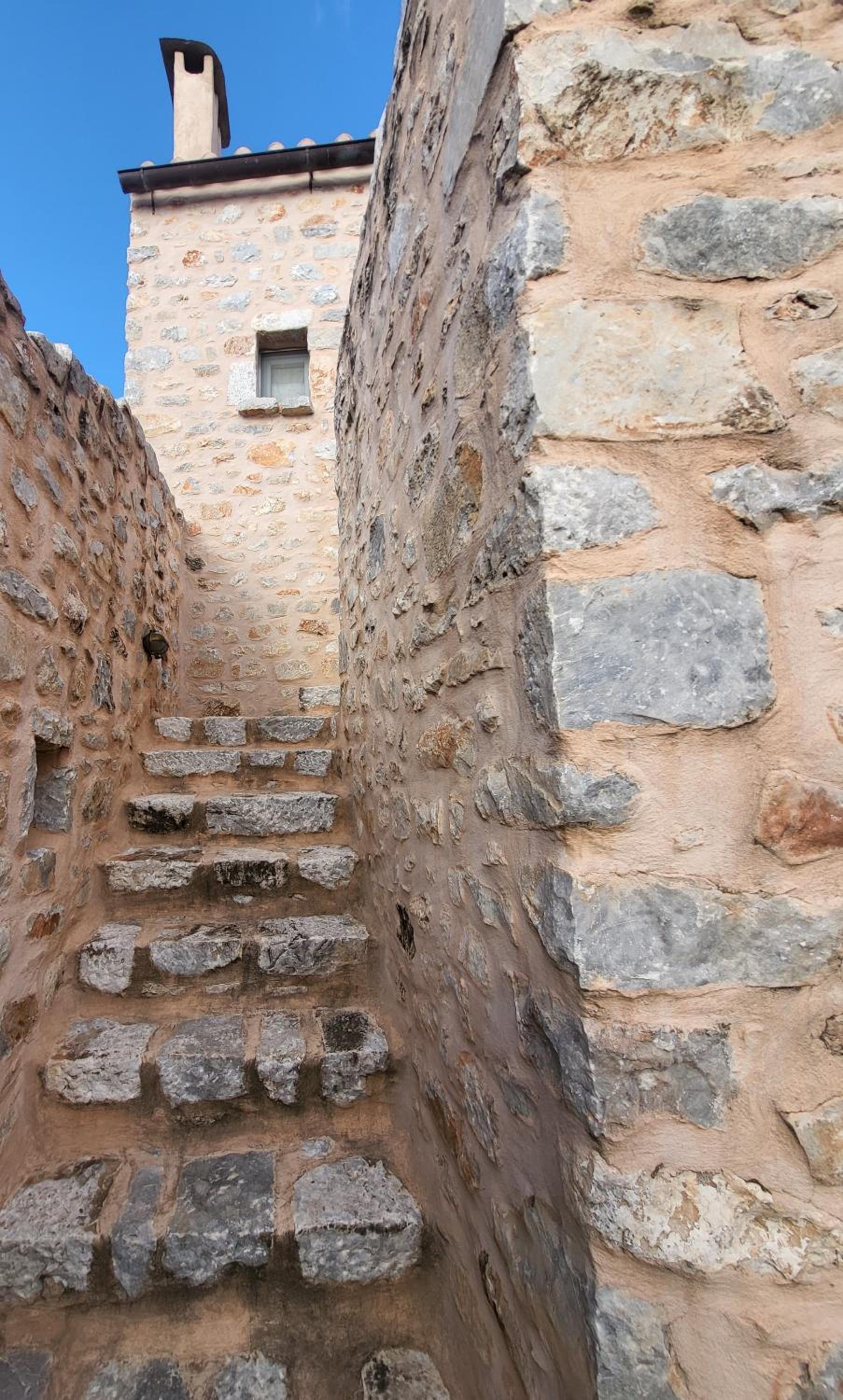 Balcony&Tower