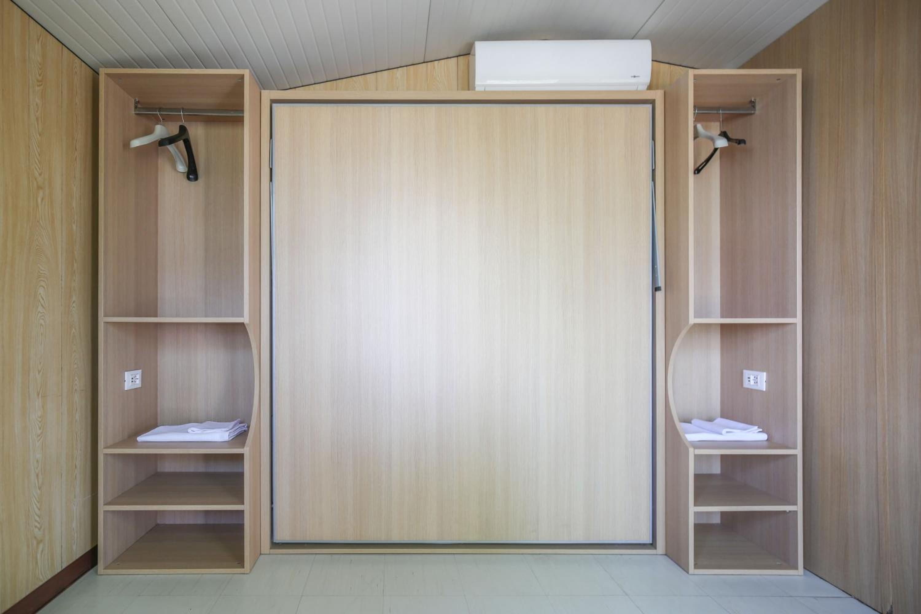 Hostel & Glamping Santa Fortunata view 2