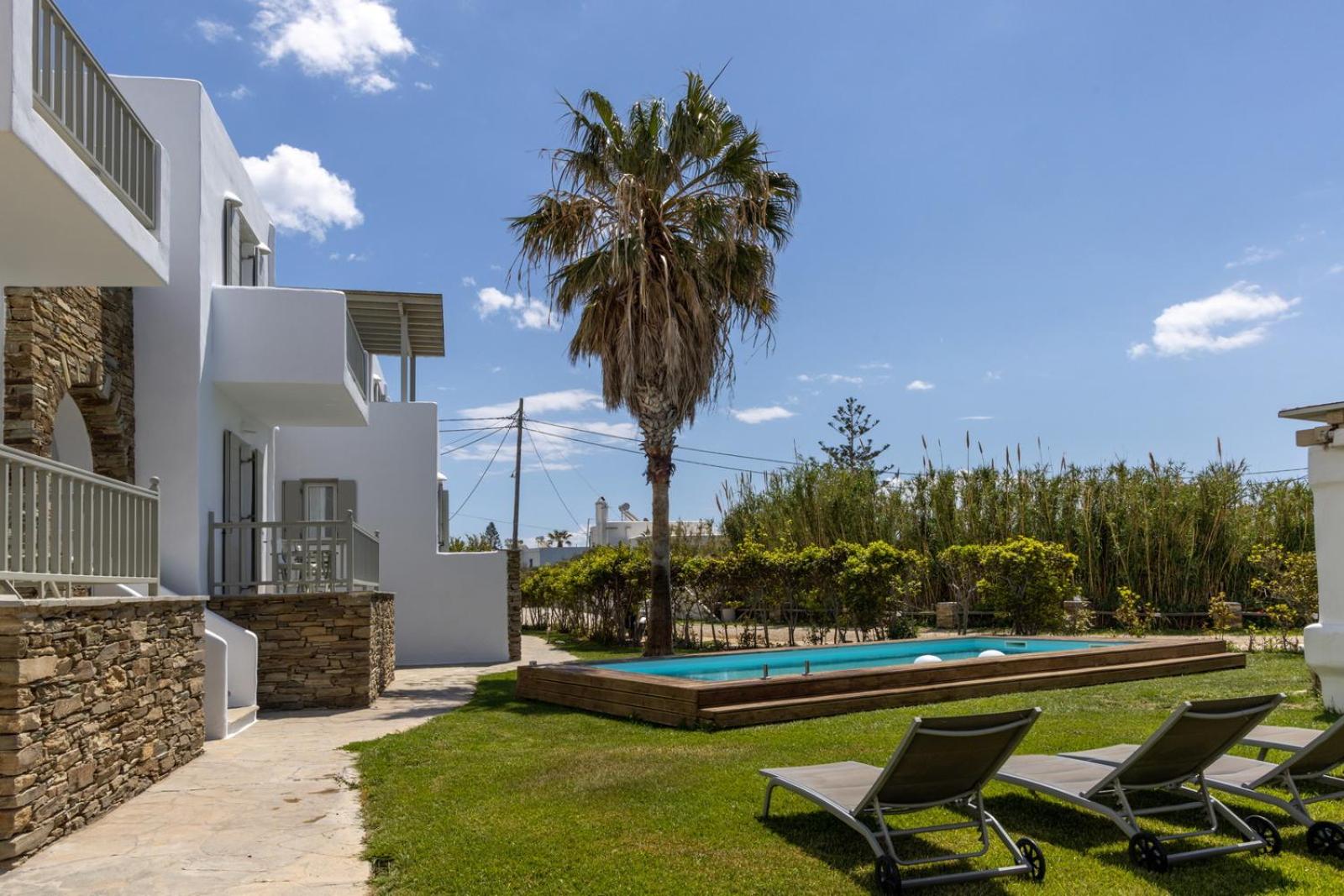 Soulmate's Suites Tinos view 3