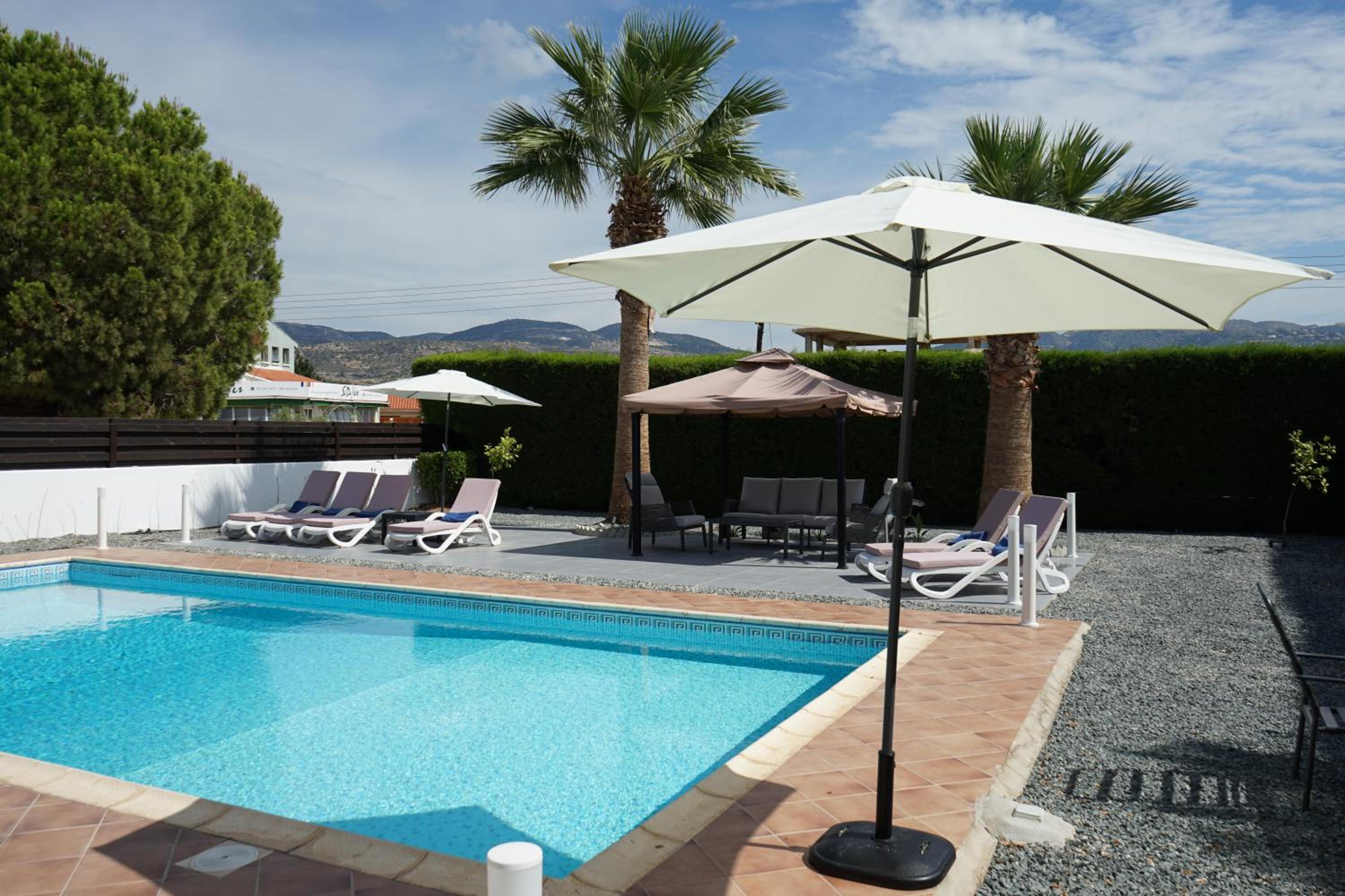 Villa Coral Cove