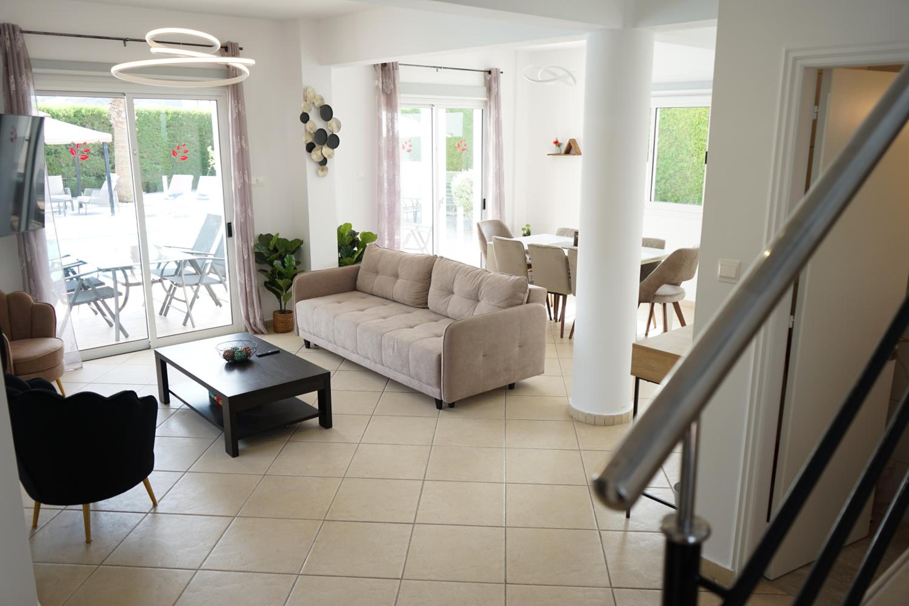 Villa Coral Cove