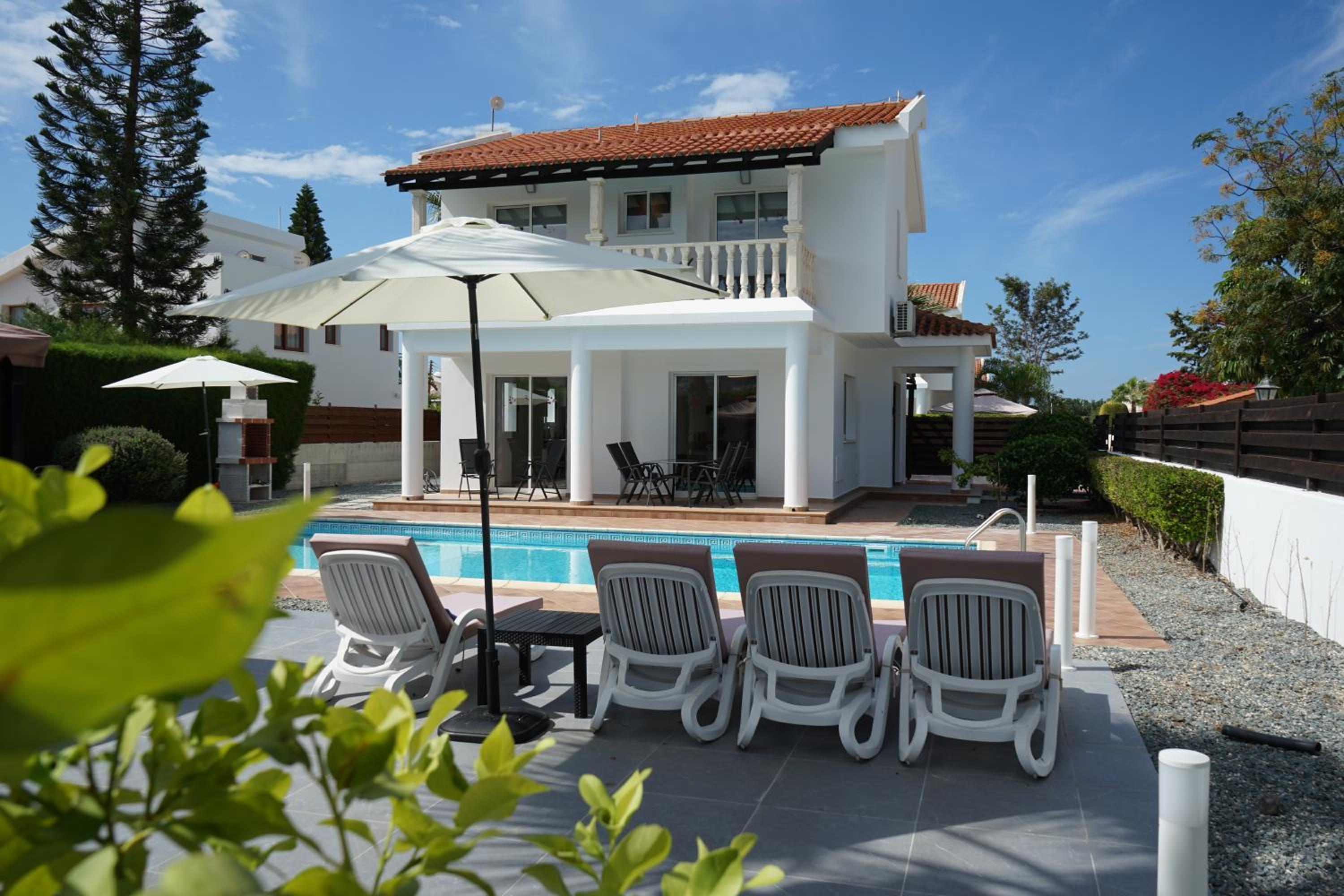 Villa Coral Cove