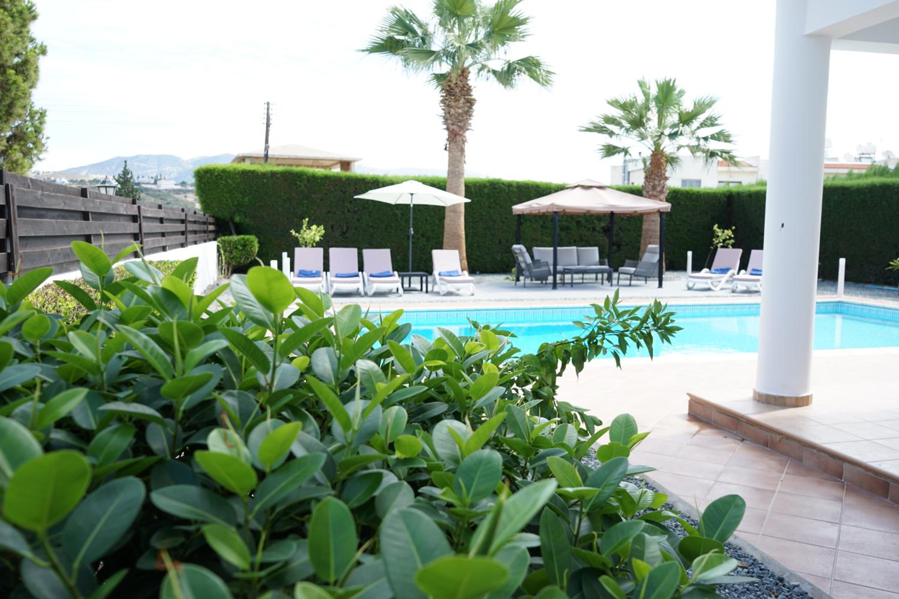 Villa Coral Cove